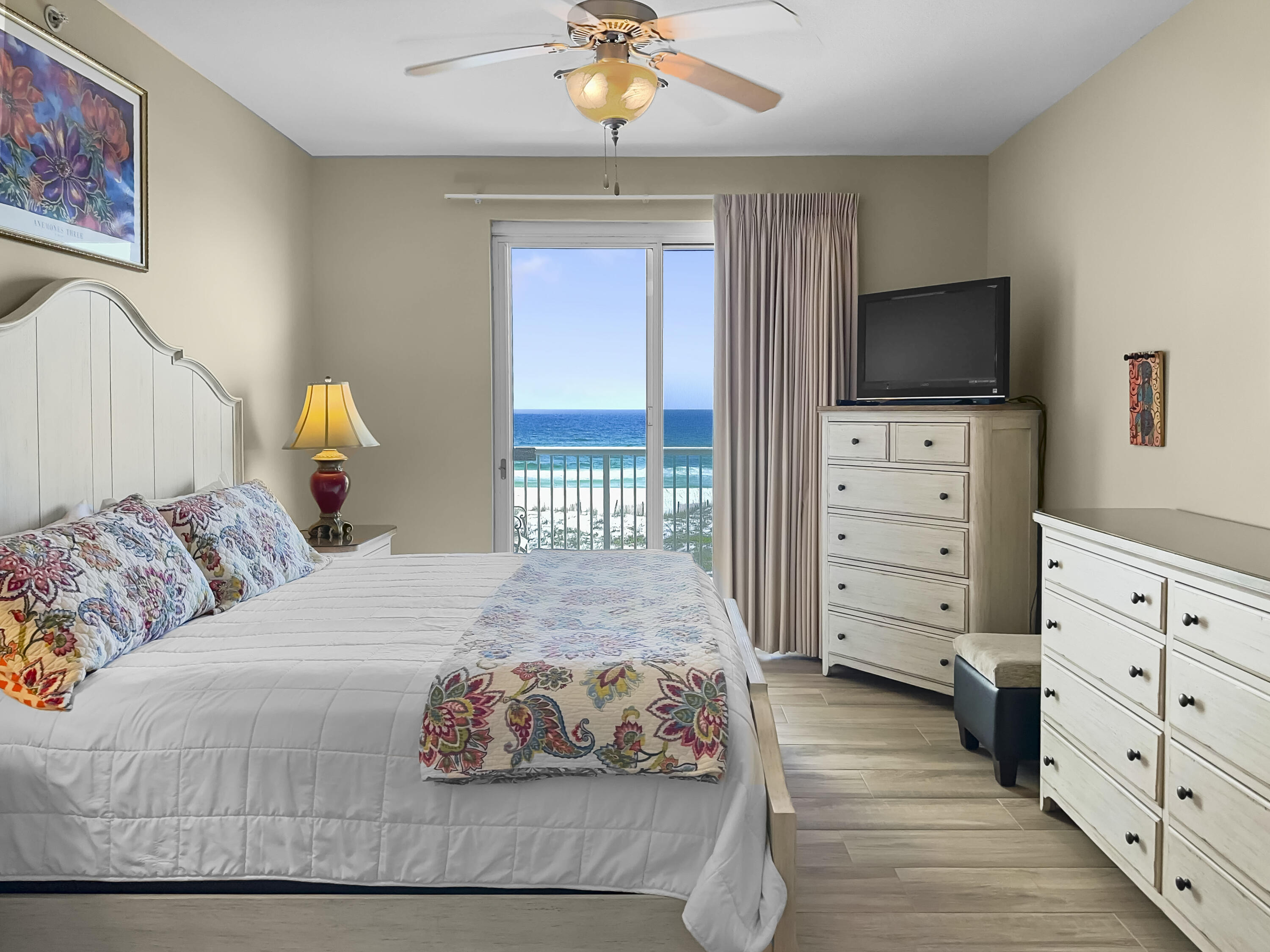 SUMMER PLACE - Residential