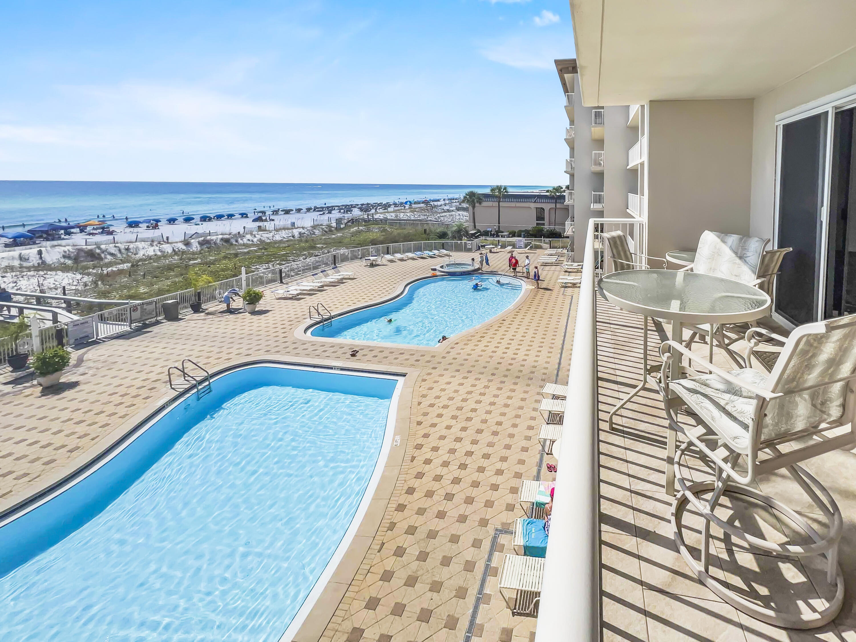 SUMMER PLACE - Residential