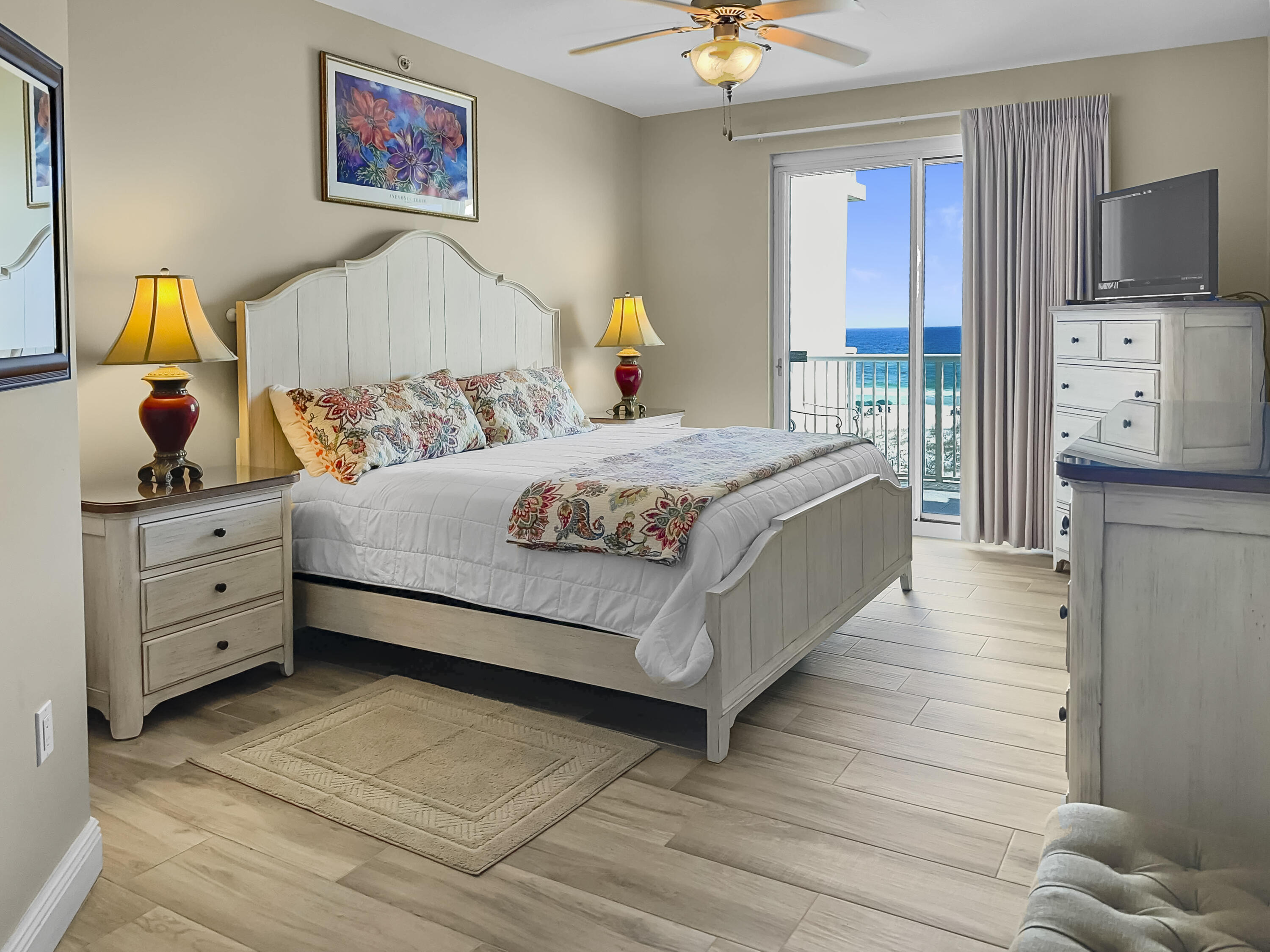 SUMMER PLACE - Residential