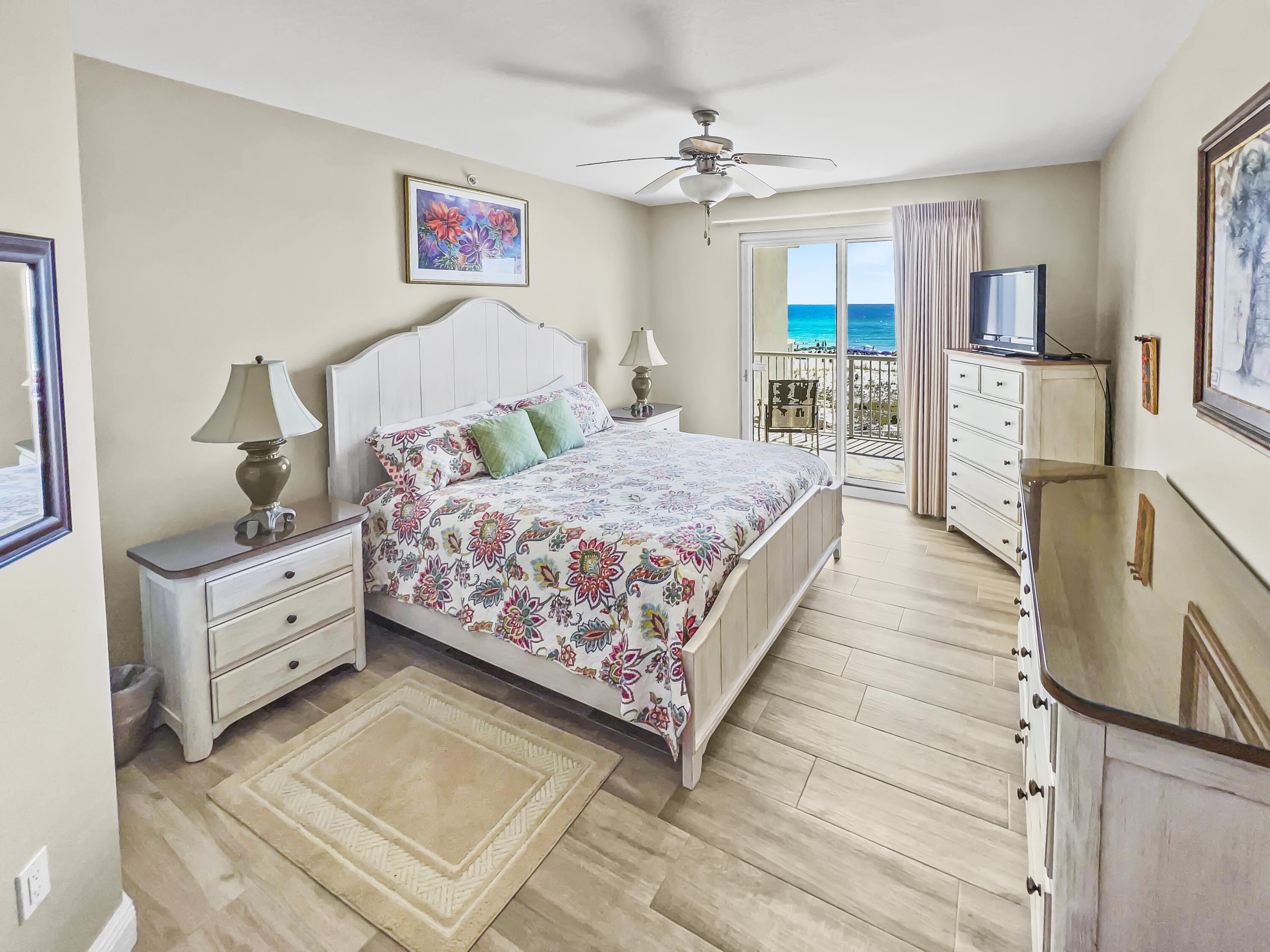 SUMMER PLACE - Residential