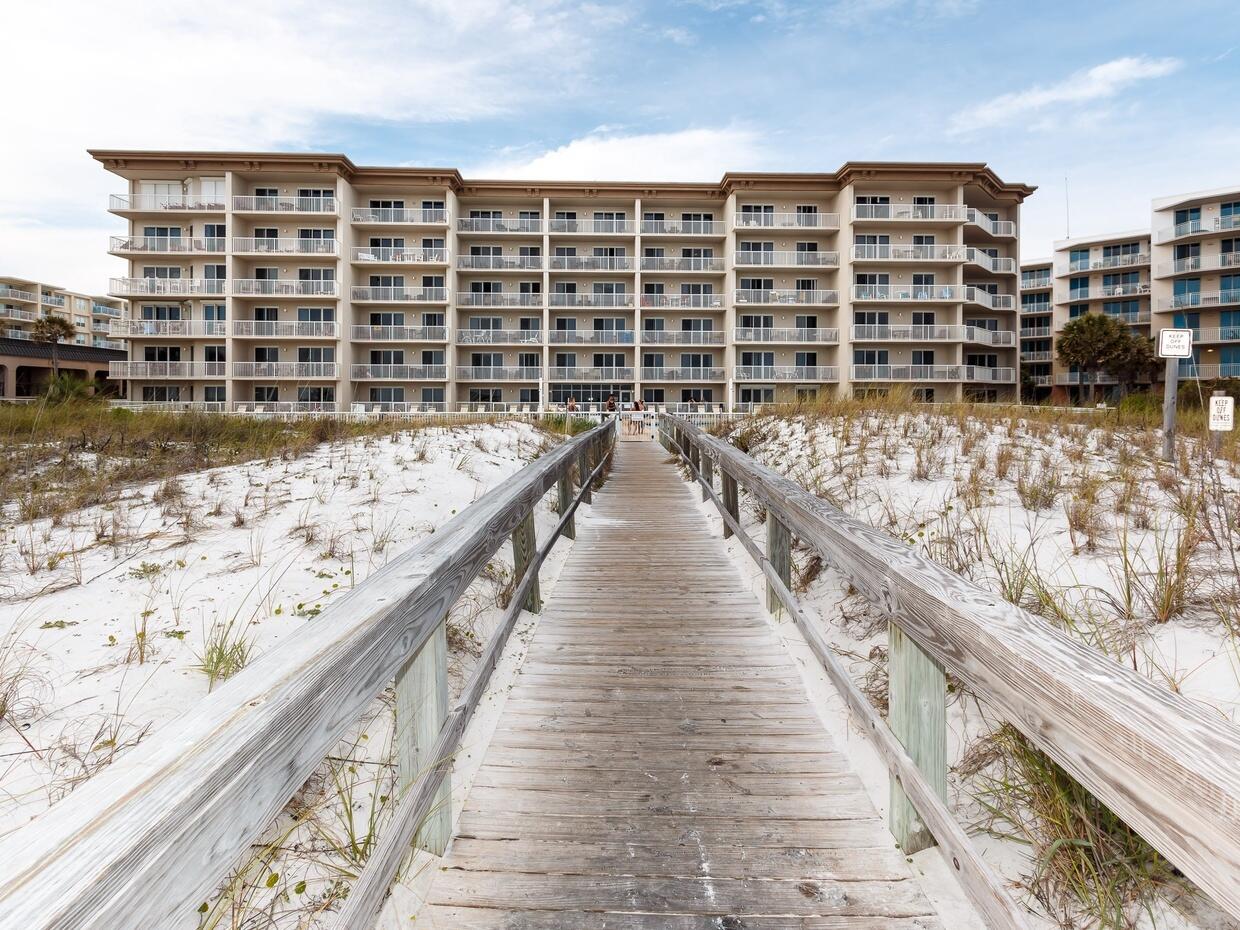 SUMMER PLACE - Residential