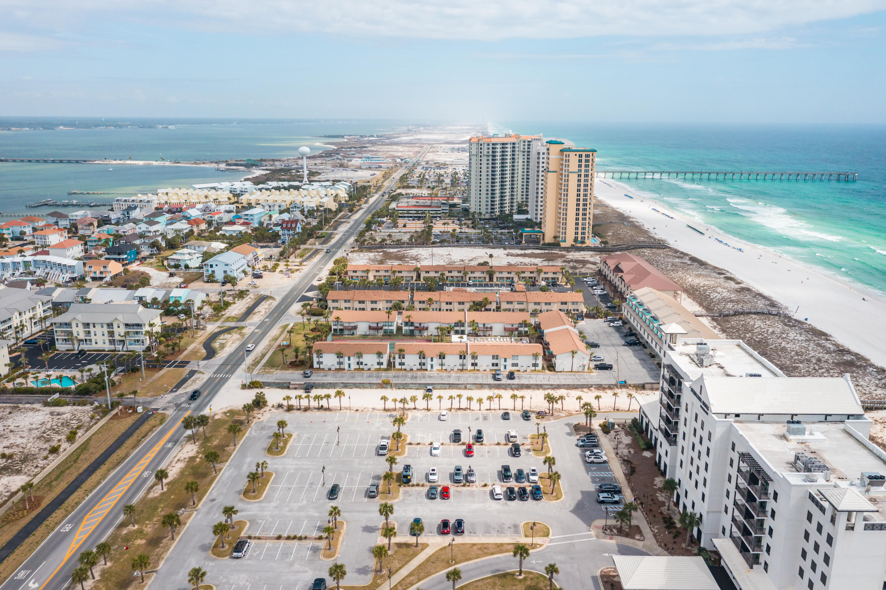 BEACHVIEW CONDOMINIUM - Residential