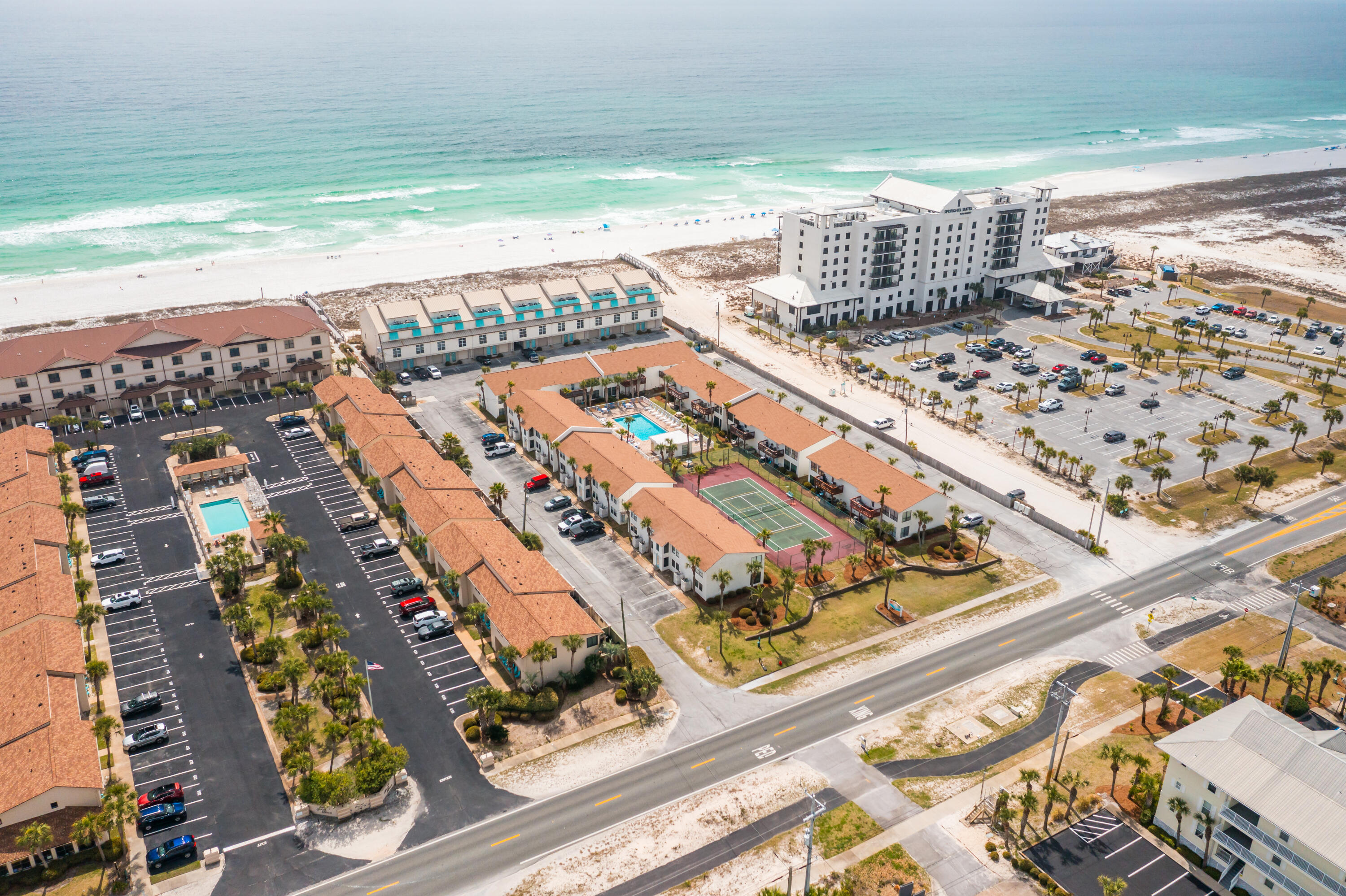 BEACHVIEW CONDOMINIUM - Residential