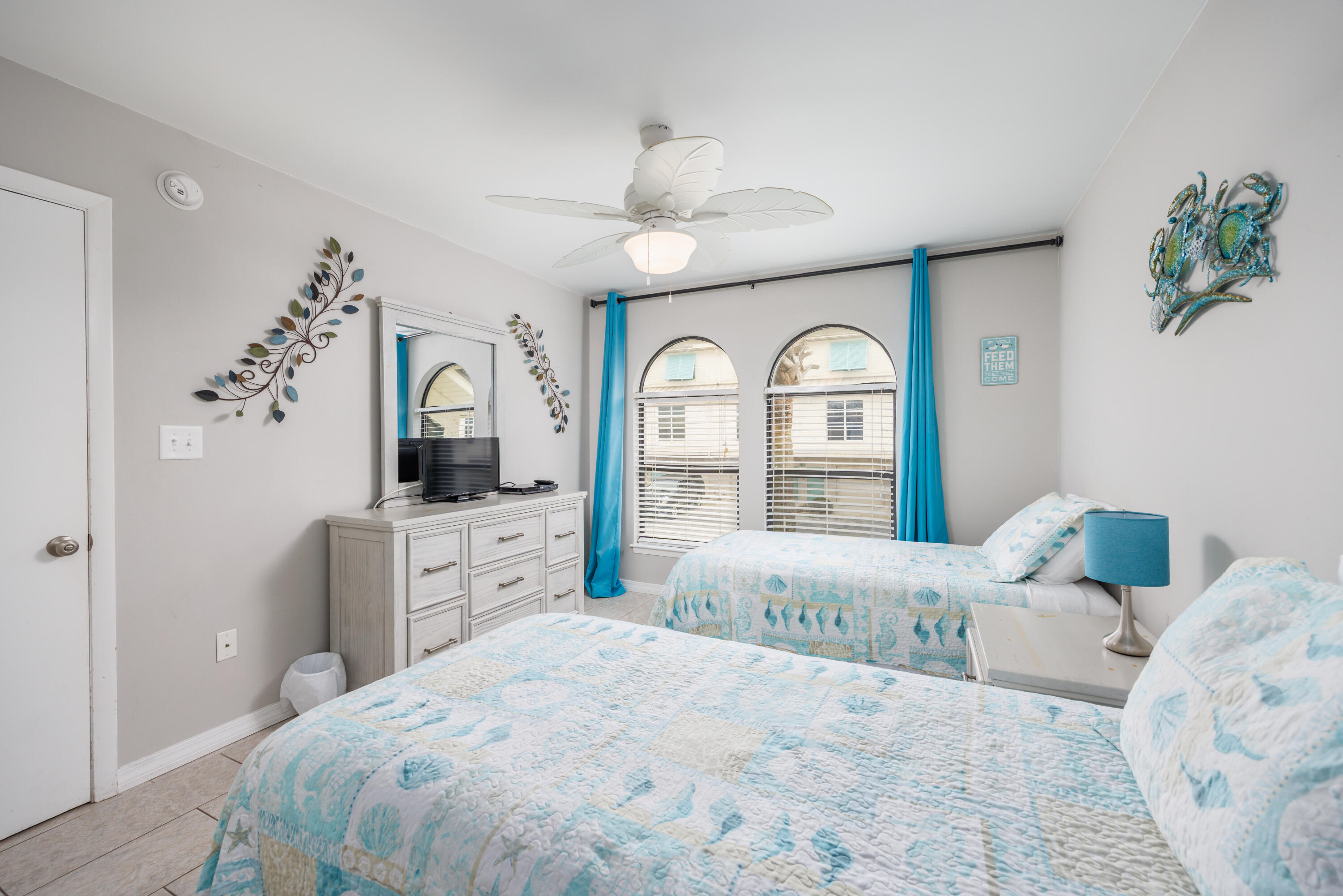 8425 Gulf Boulevard 213