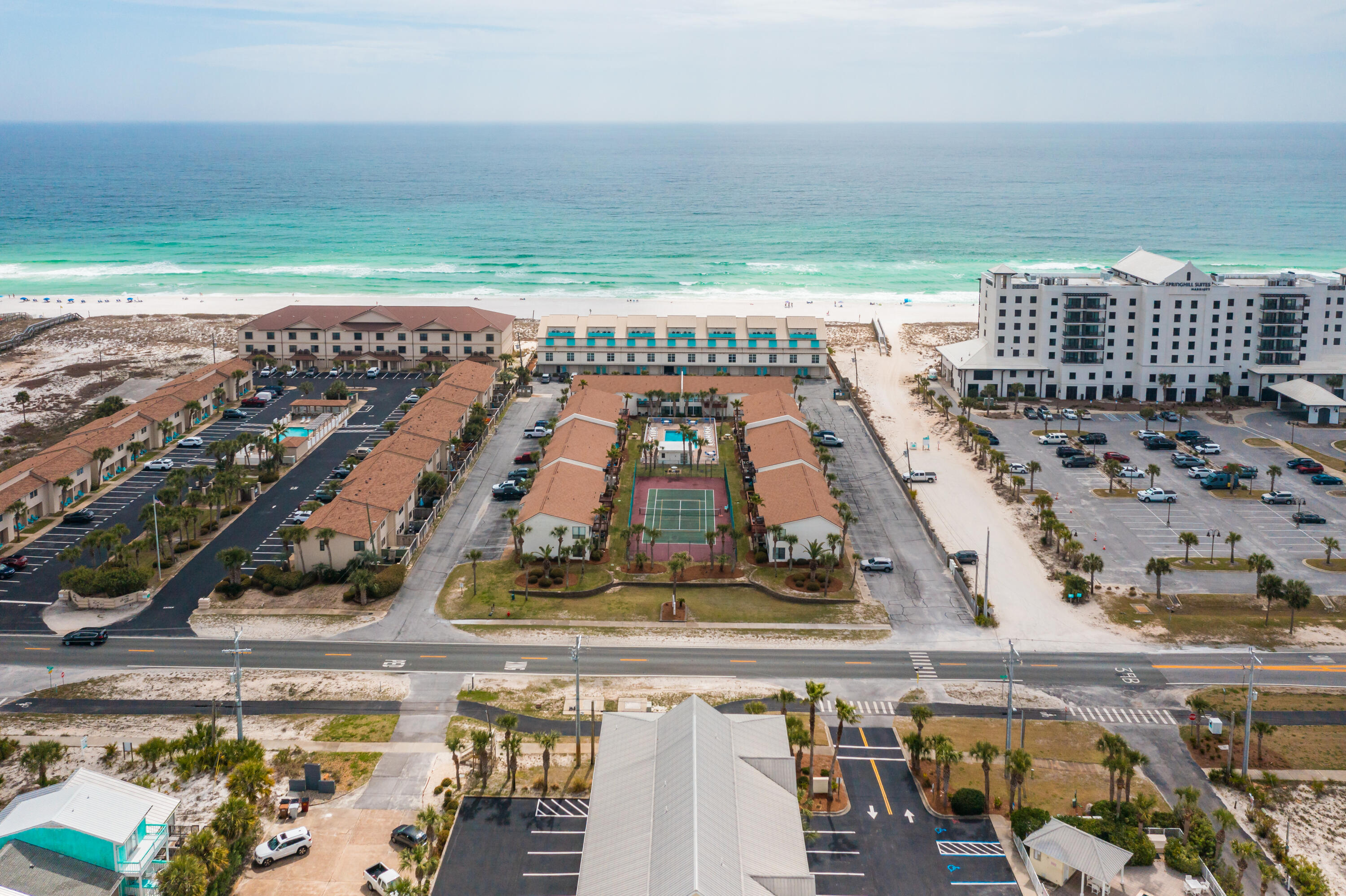 BEACHVIEW CONDOMINIUM - Residential