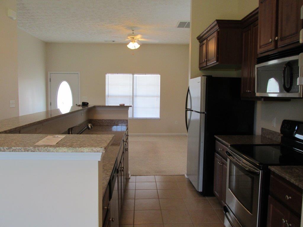 BRANDON OAKS 2ND ADD - Residential