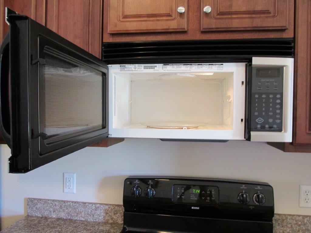 BRANDON OAKS 2ND ADD - Residential