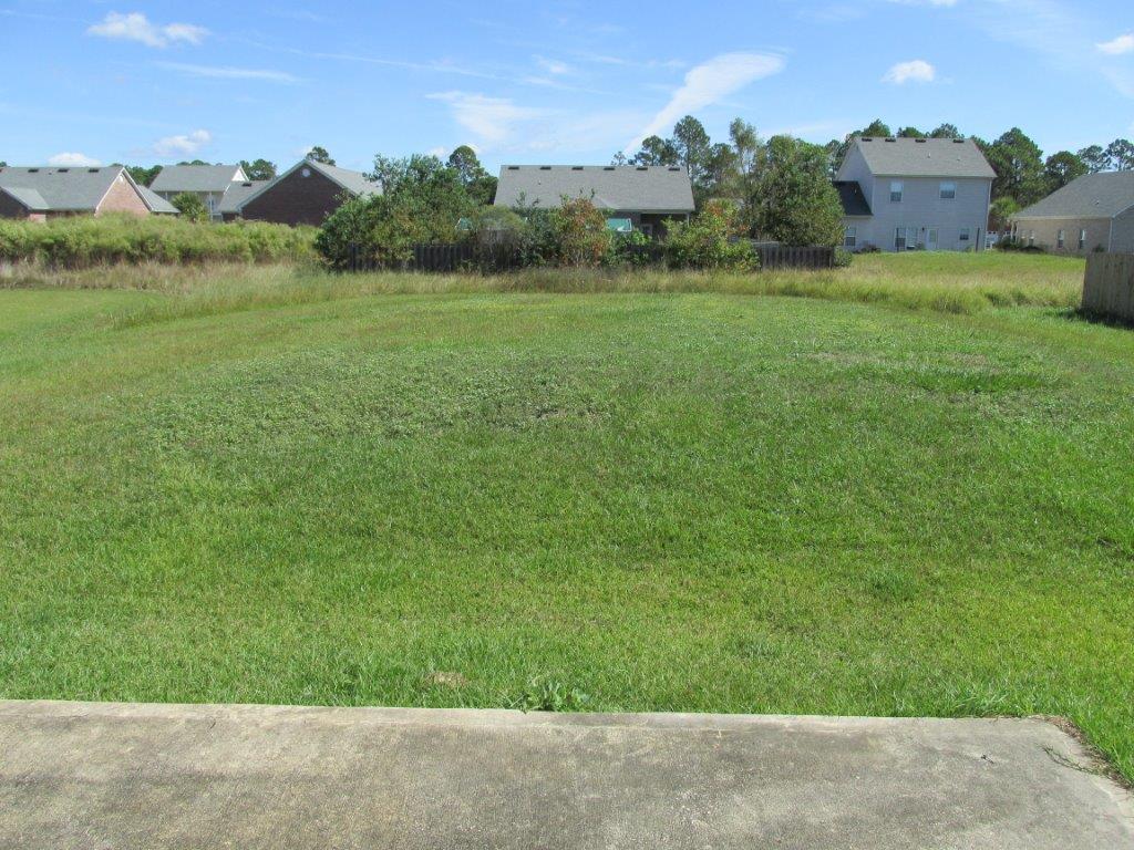 BRANDON OAKS 2ND ADD - Residential