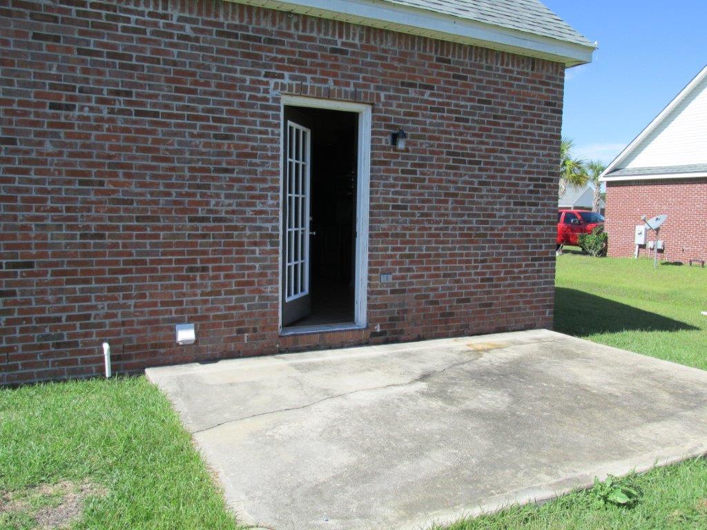 BRANDON OAKS 2ND ADD - Residential