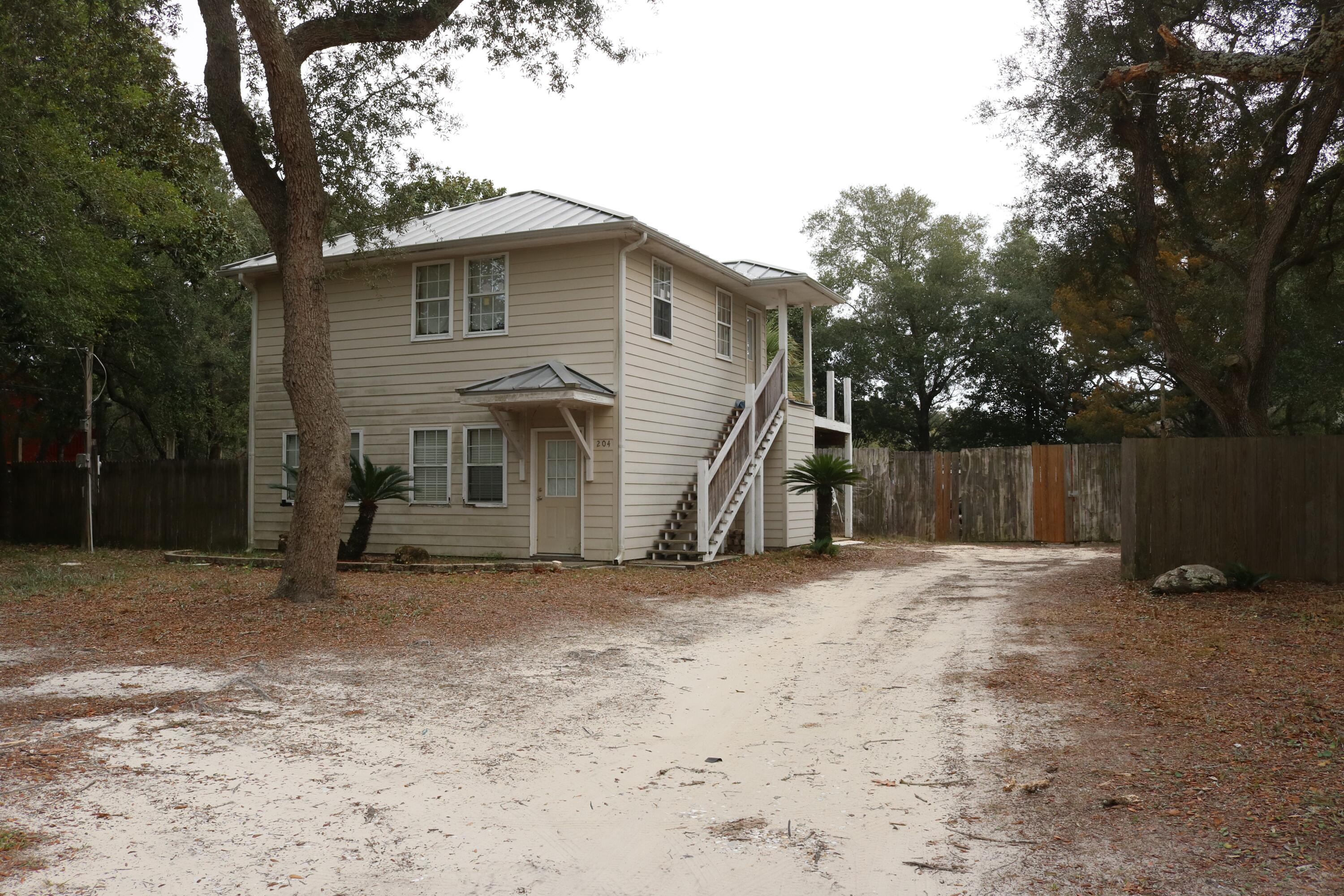 CALHOUN S/D TO DESTIN - Residential