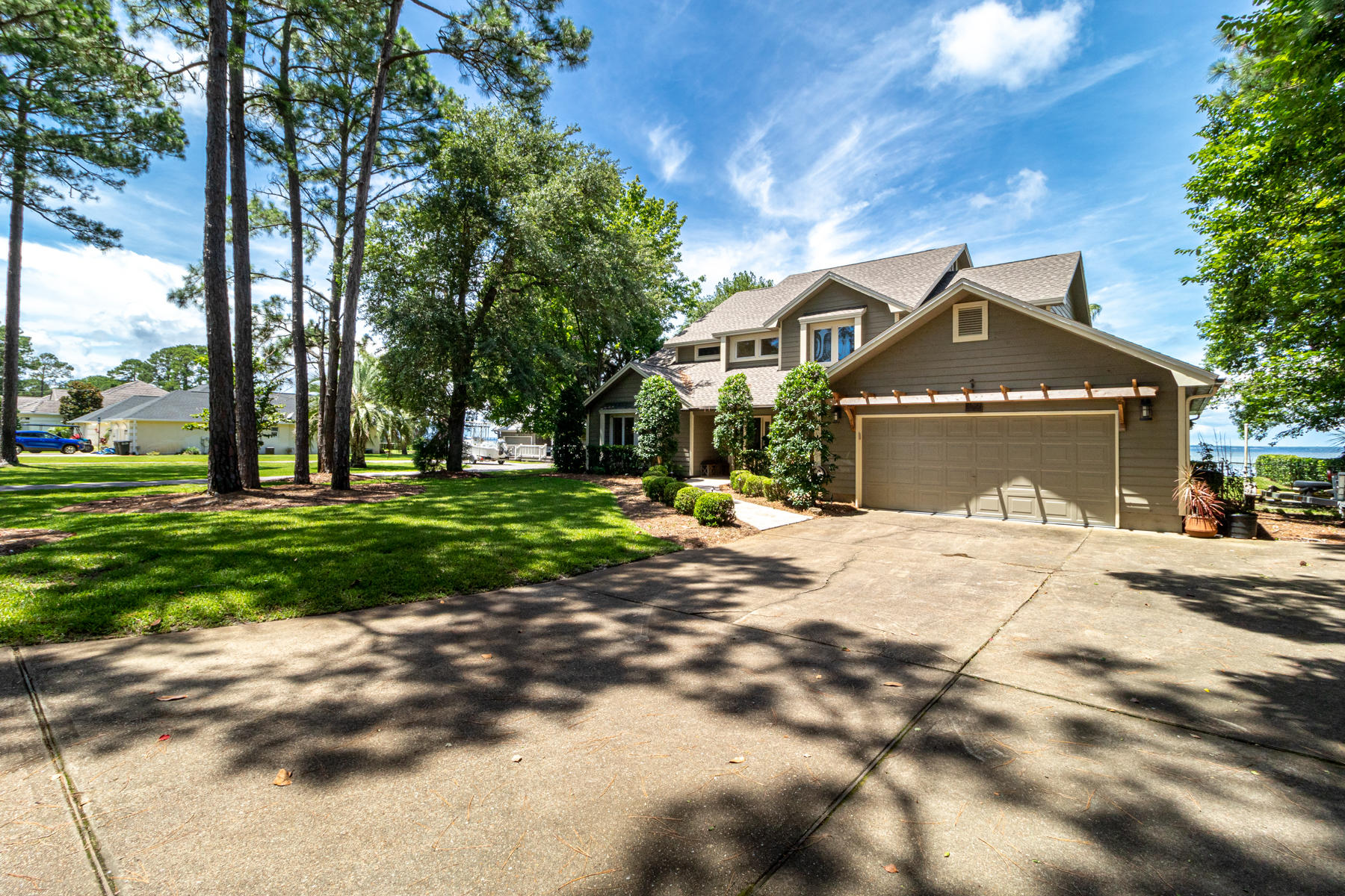 HOLIDAY SHORES ESTATES 1ST ADDN - Residential