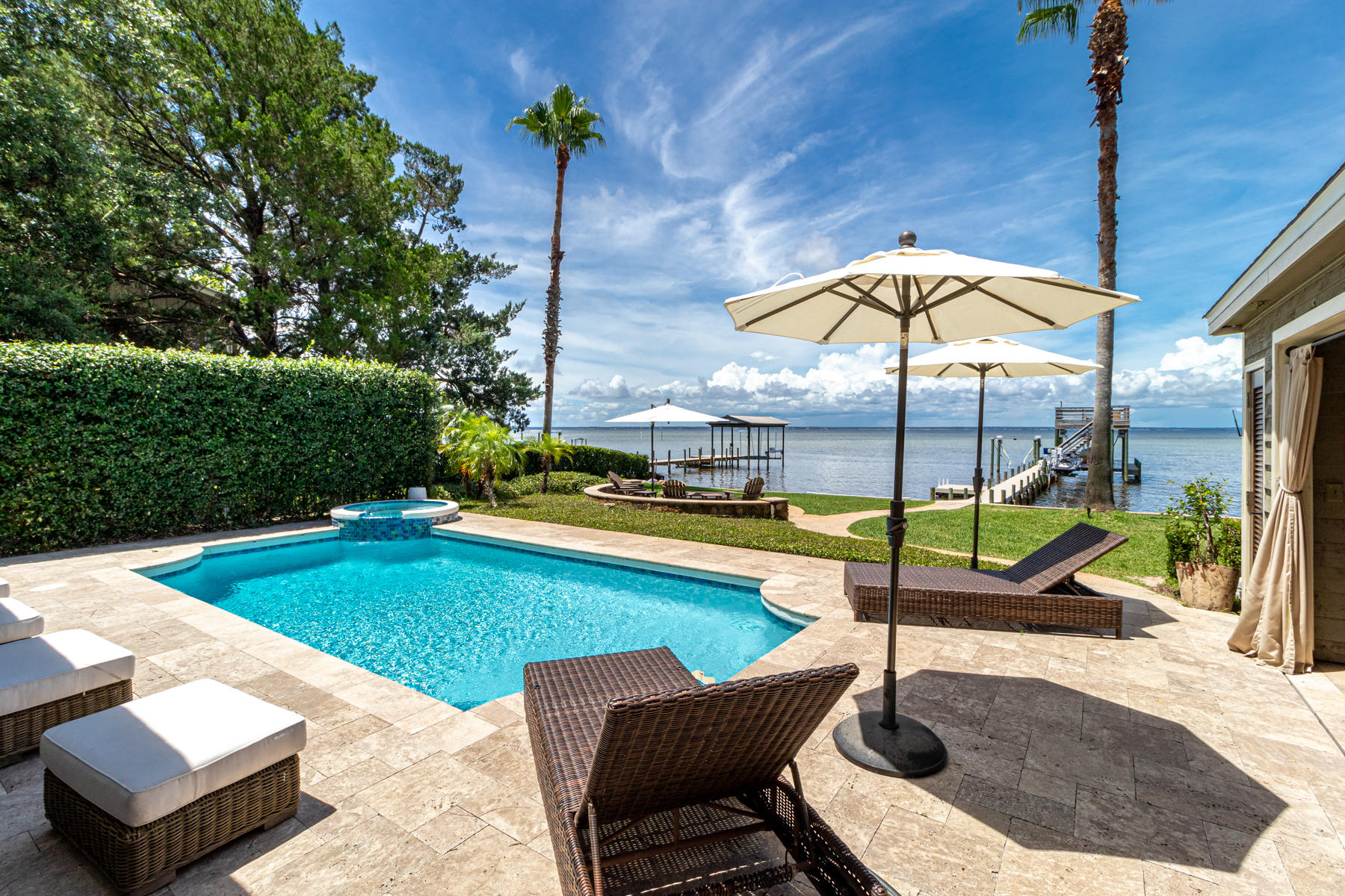 HOLIDAY SHORES ESTATES 1ST ADDN - Residential