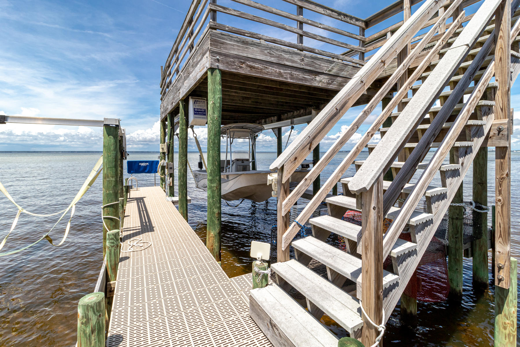 HOLIDAY SHORES ESTATES 1ST ADDN - Residential