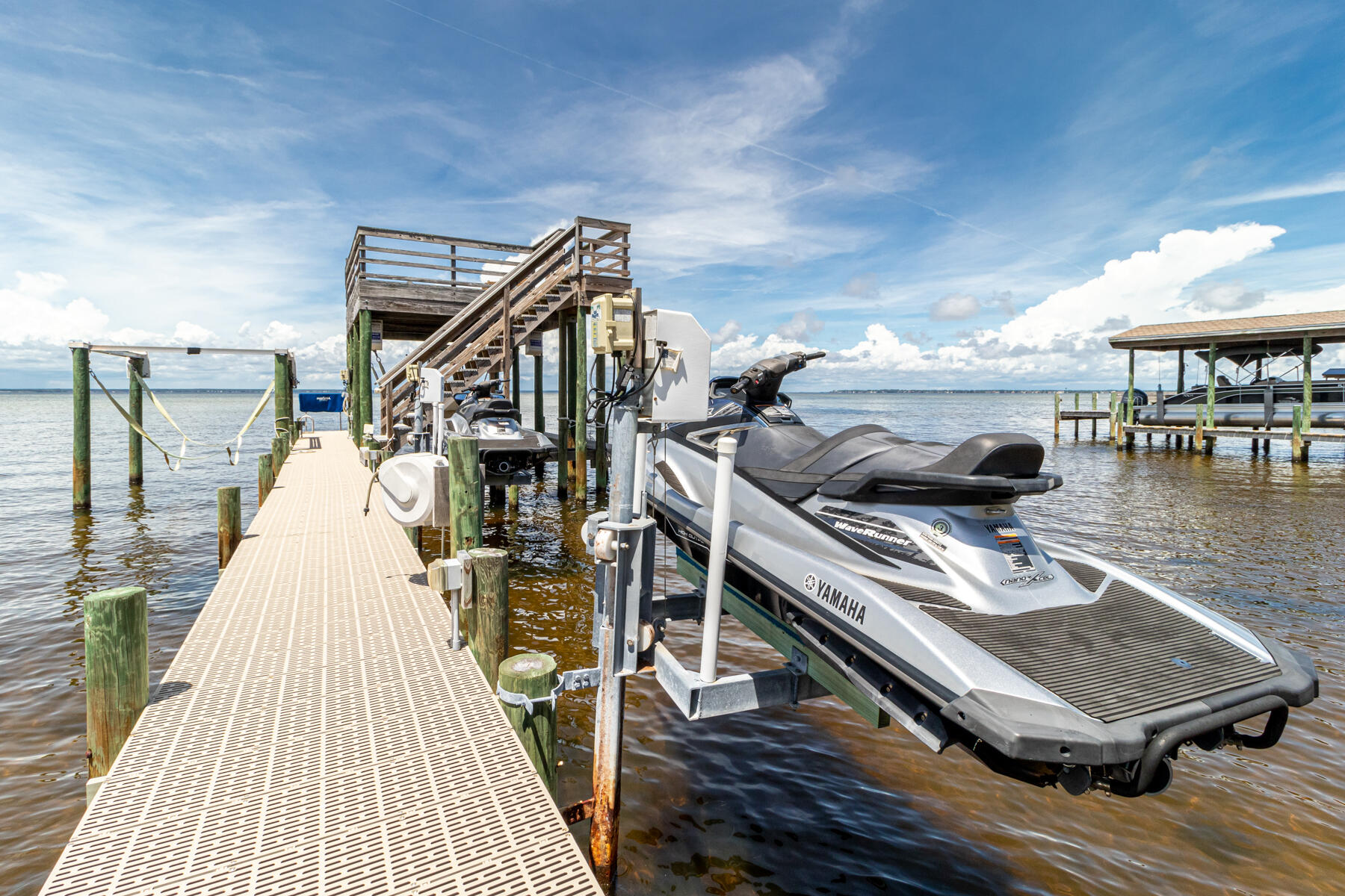 HOLIDAY SHORES ESTATES 1ST ADDN - Residential