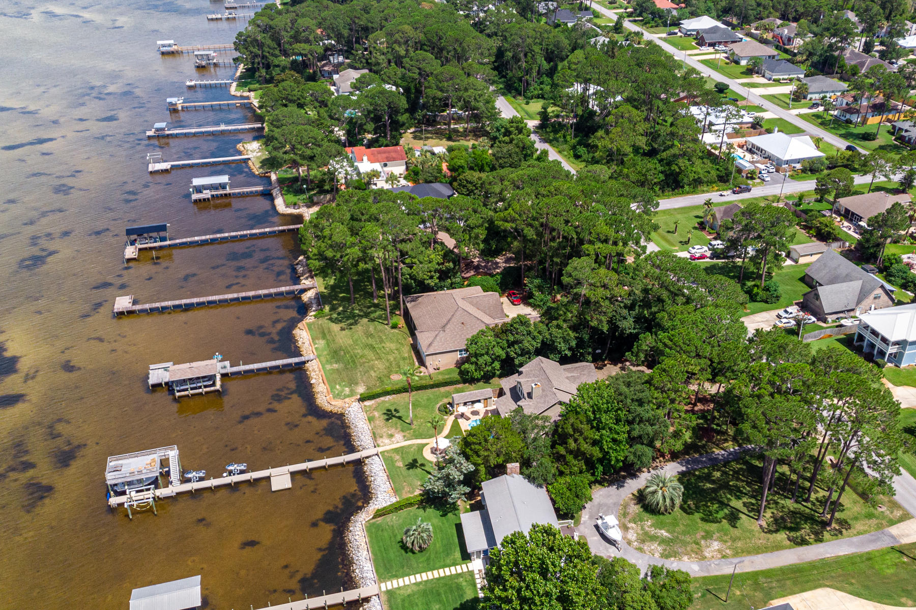 HOLIDAY SHORES ESTATES 1ST ADDN - Residential