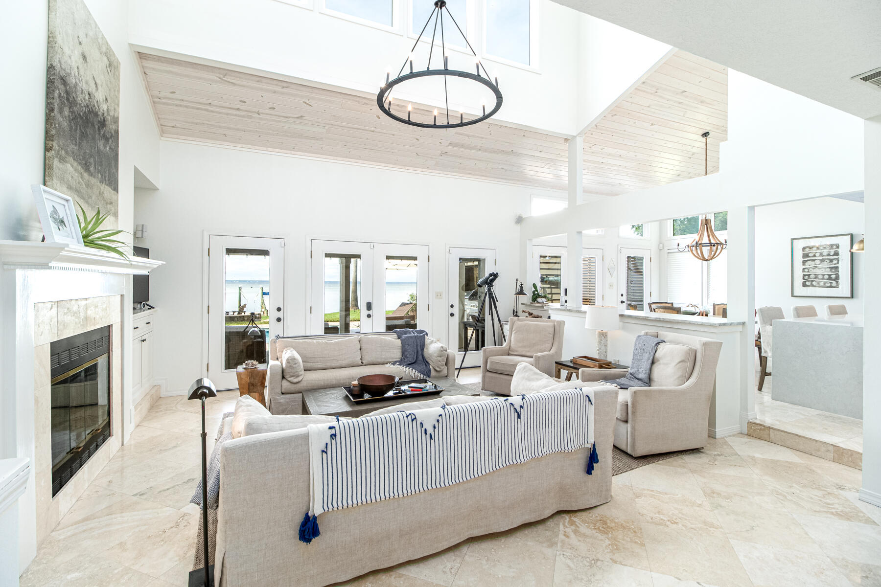 HOLIDAY SHORES ESTATES 1ST ADDN - Residential