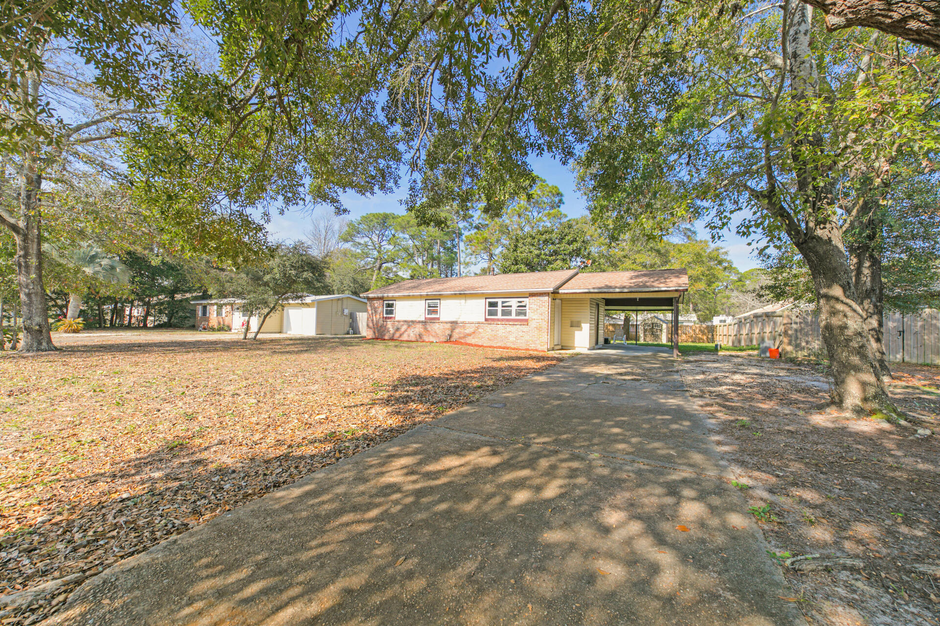 SPRINGDALE S/D LOT 19 BLK 5 - Residential