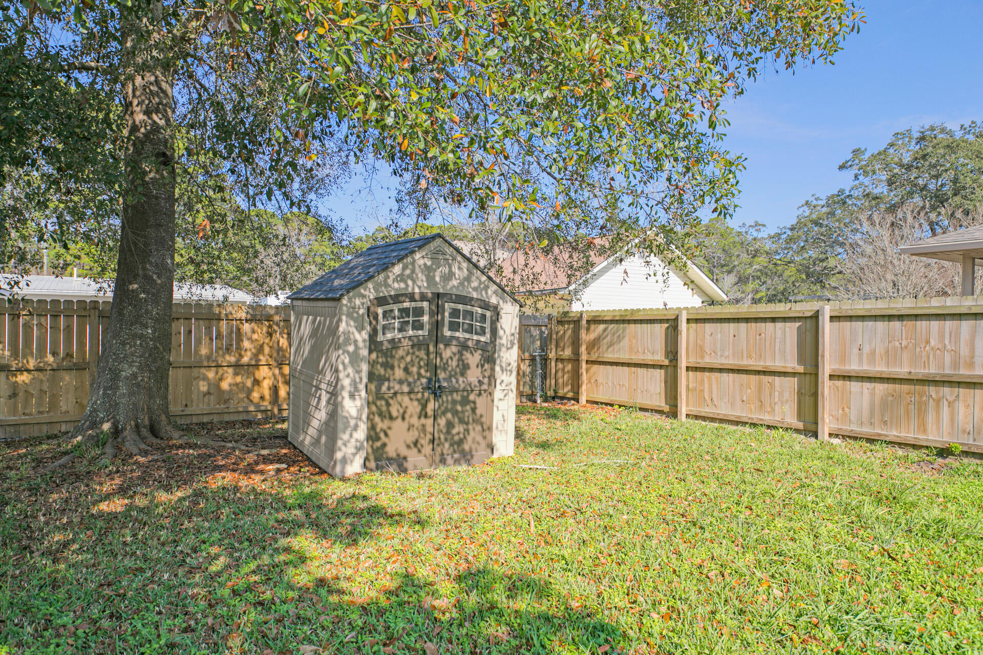 SPRINGDALE S/D LOT 19 BLK 5 - Residential