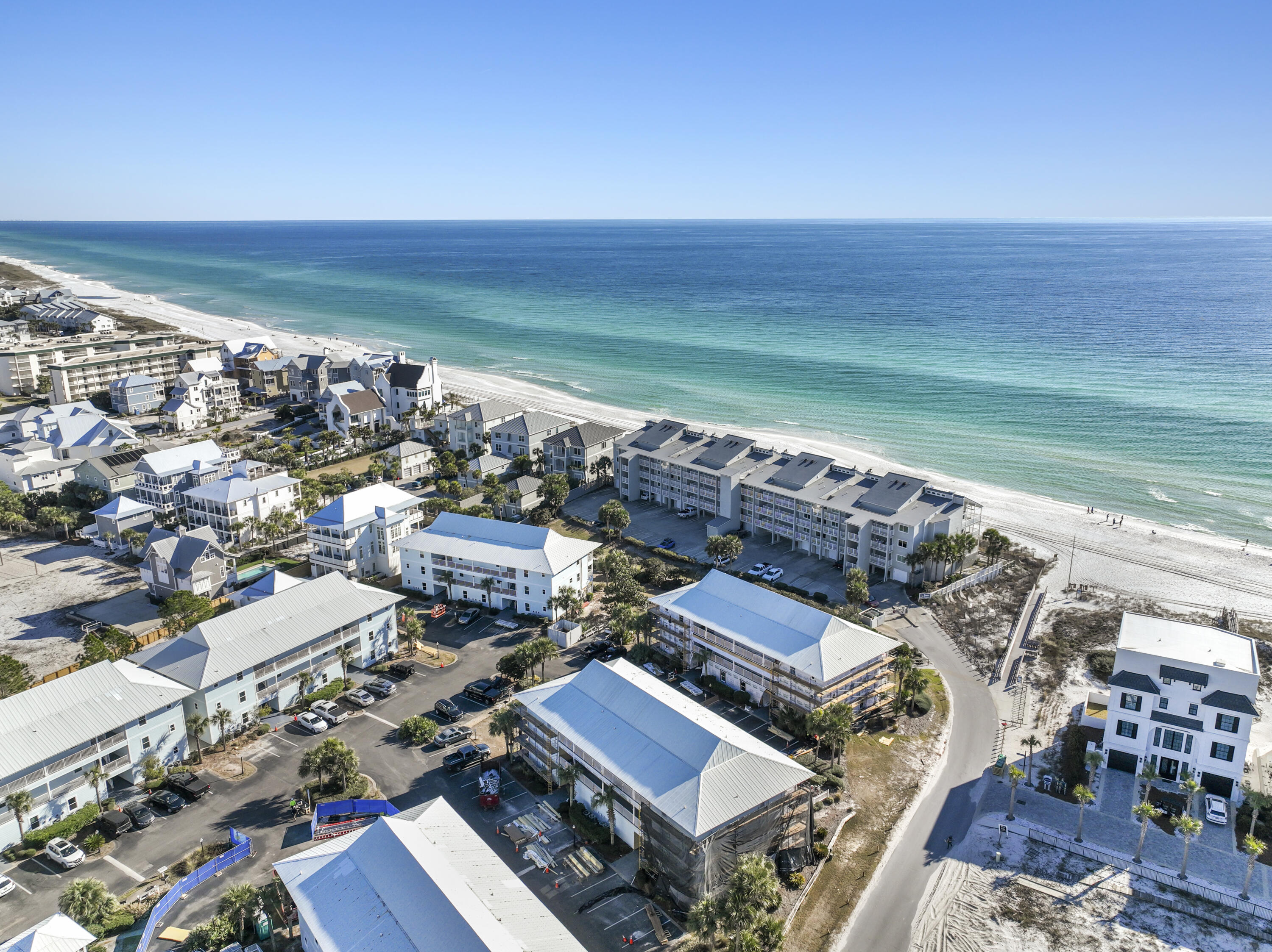 BEACHSIDE VILLAS CONDO - Residential