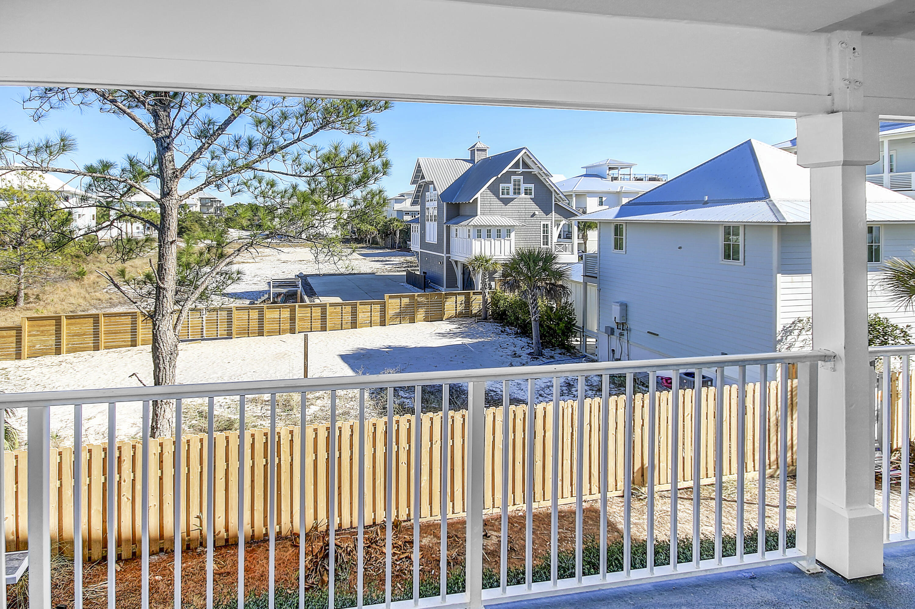 BEACHSIDE VILLAS CONDO - Residential