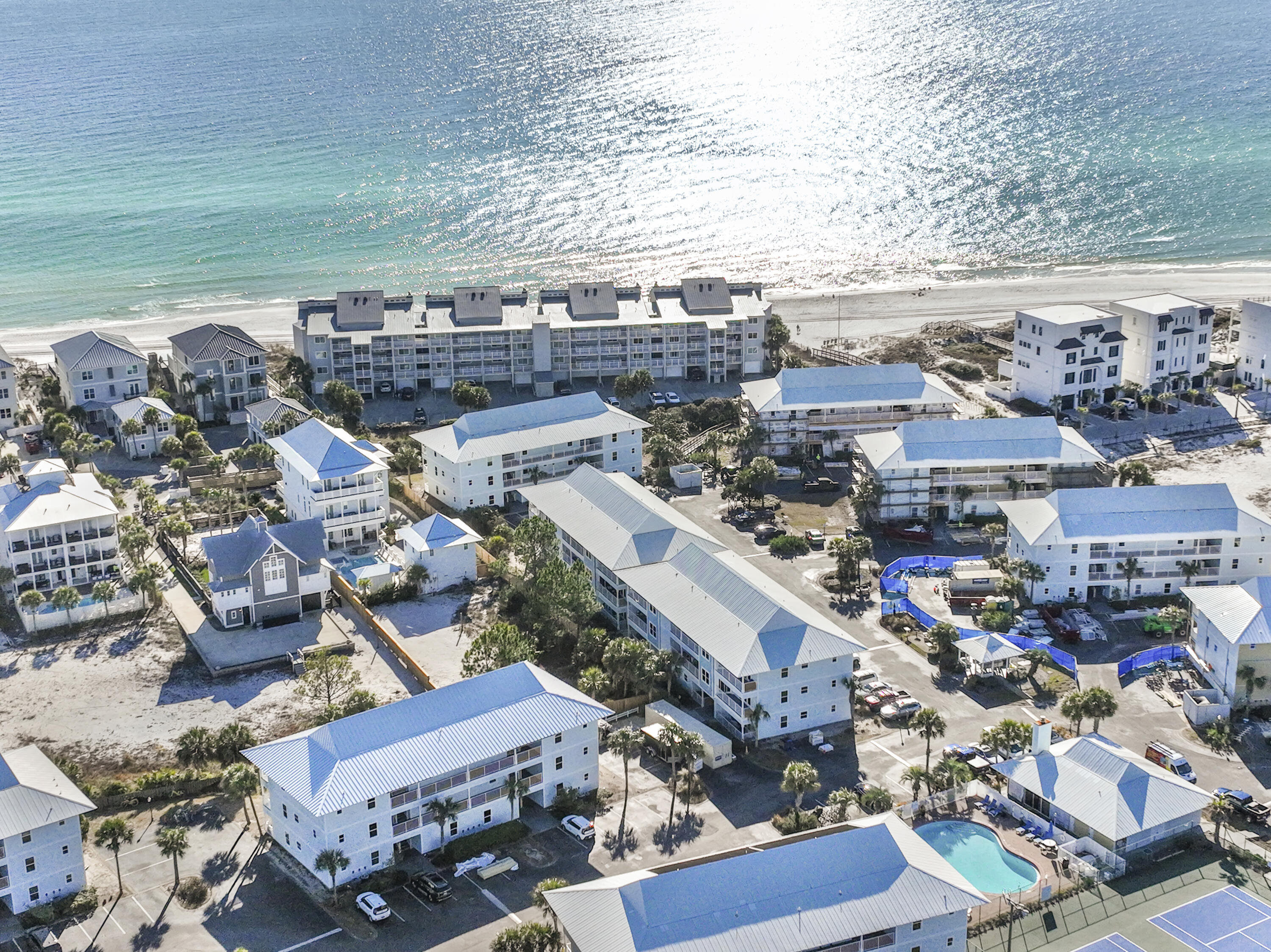 BEACHSIDE VILLAS CONDO - Residential