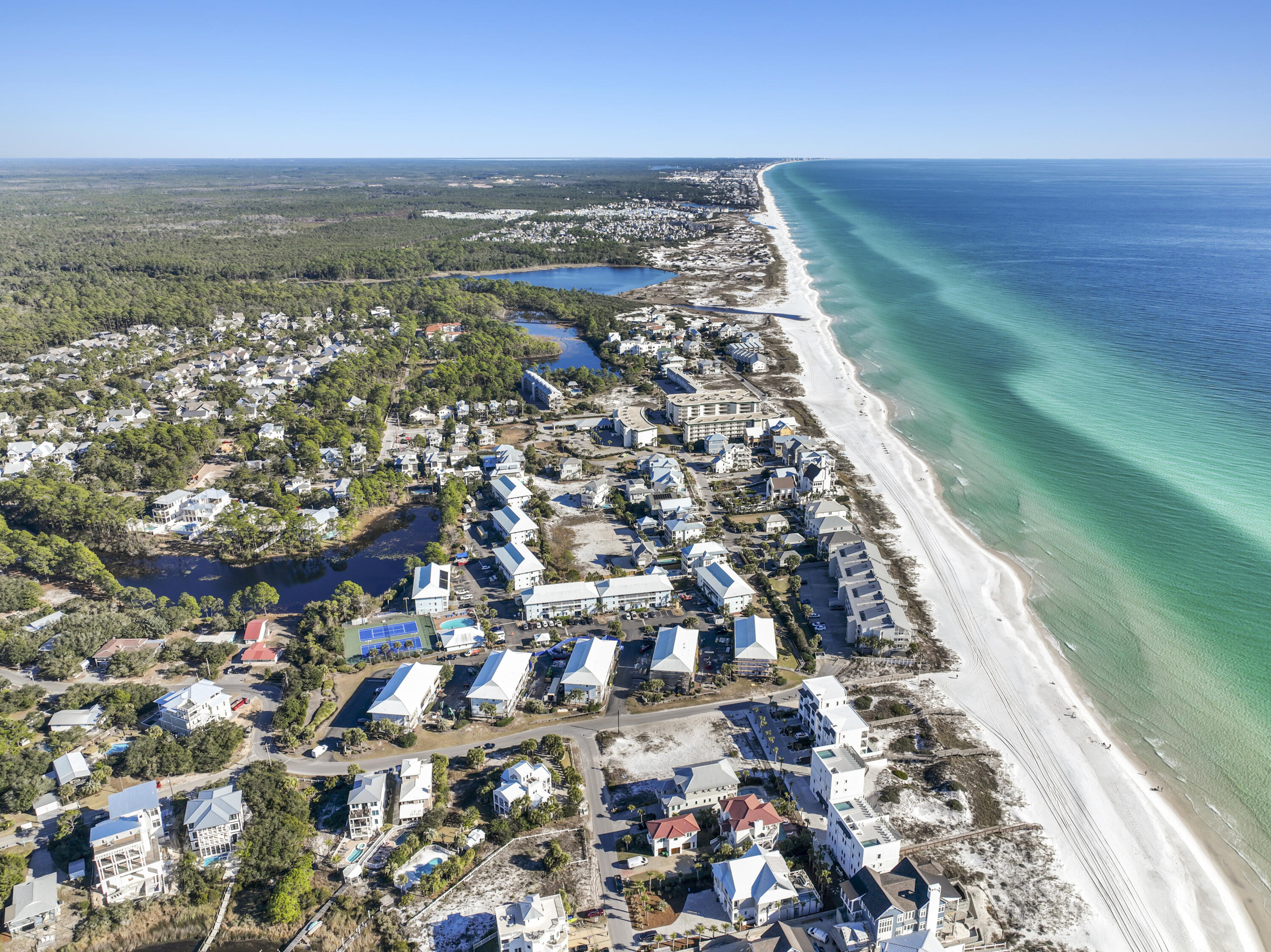 BEACHSIDE VILLAS CONDO - Residential