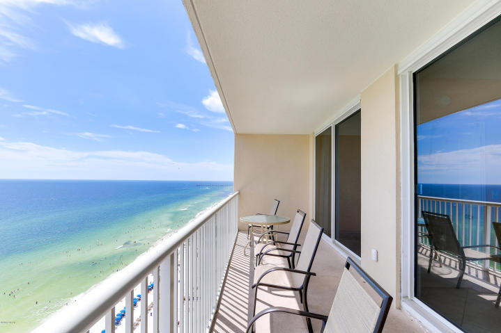 MAJESTIC BEACH TOWERS II - Residential