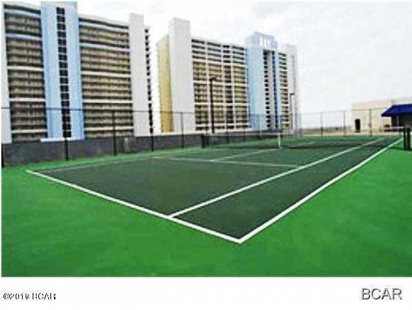 MAJESTIC BEACH TOWERS II - Residential