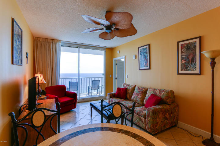 MAJESTIC BEACH TOWERS II - Residential