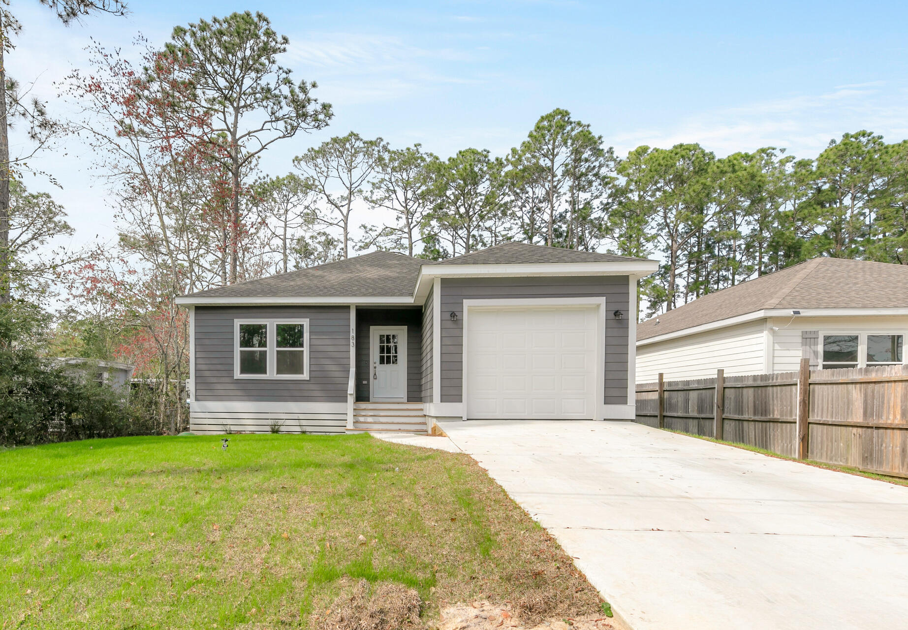 TOWN OF SANTA ROSA - Residential