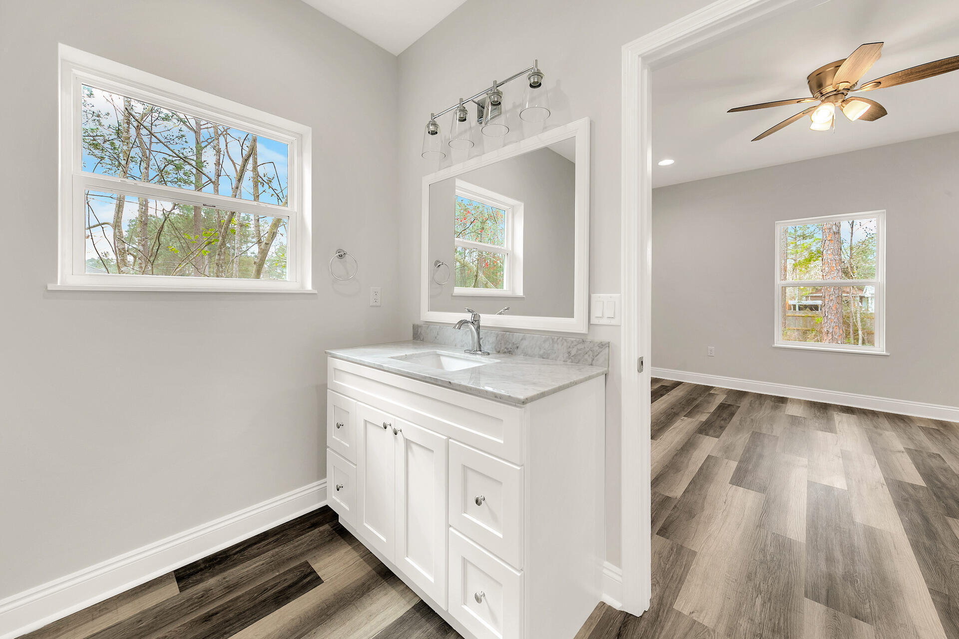 TOWN OF SANTA ROSA - Residential