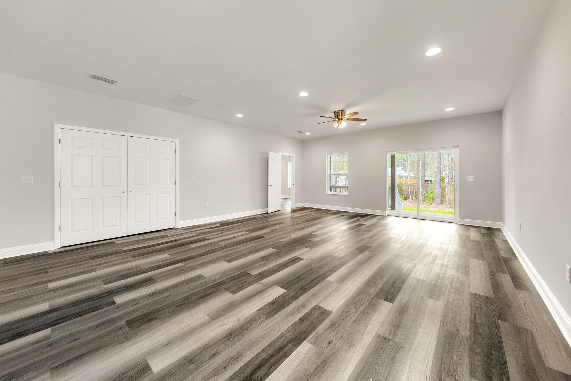 TOWN OF SANTA ROSA - Residential