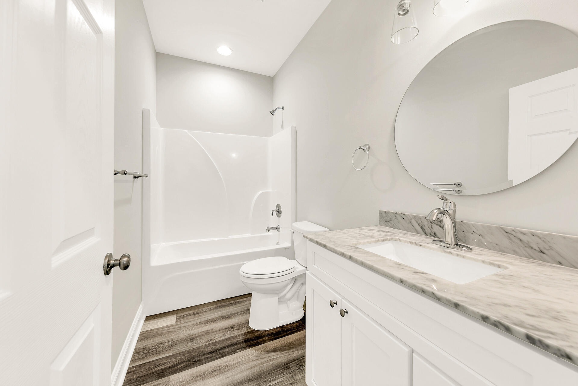 TOWN OF SANTA ROSA - Residential