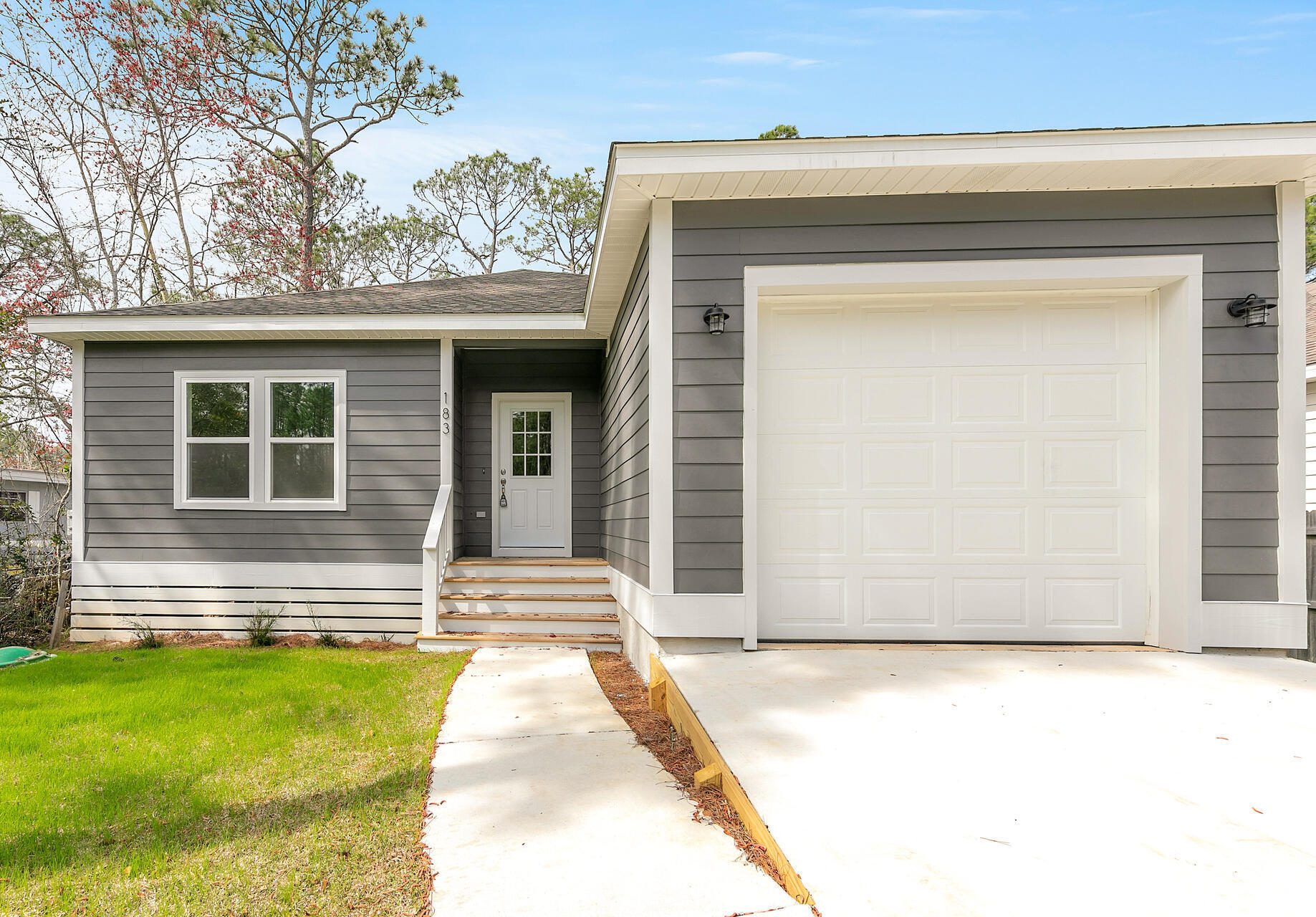 TOWN OF SANTA ROSA - Residential