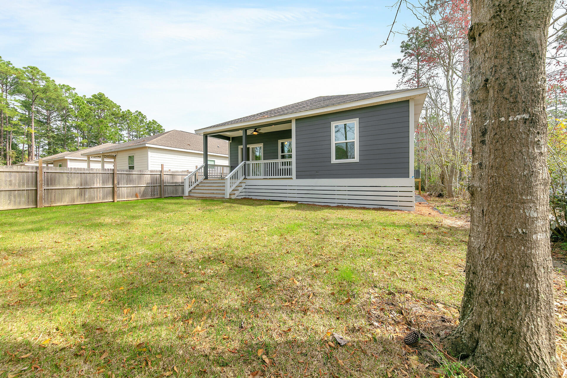 TOWN OF SANTA ROSA - Residential