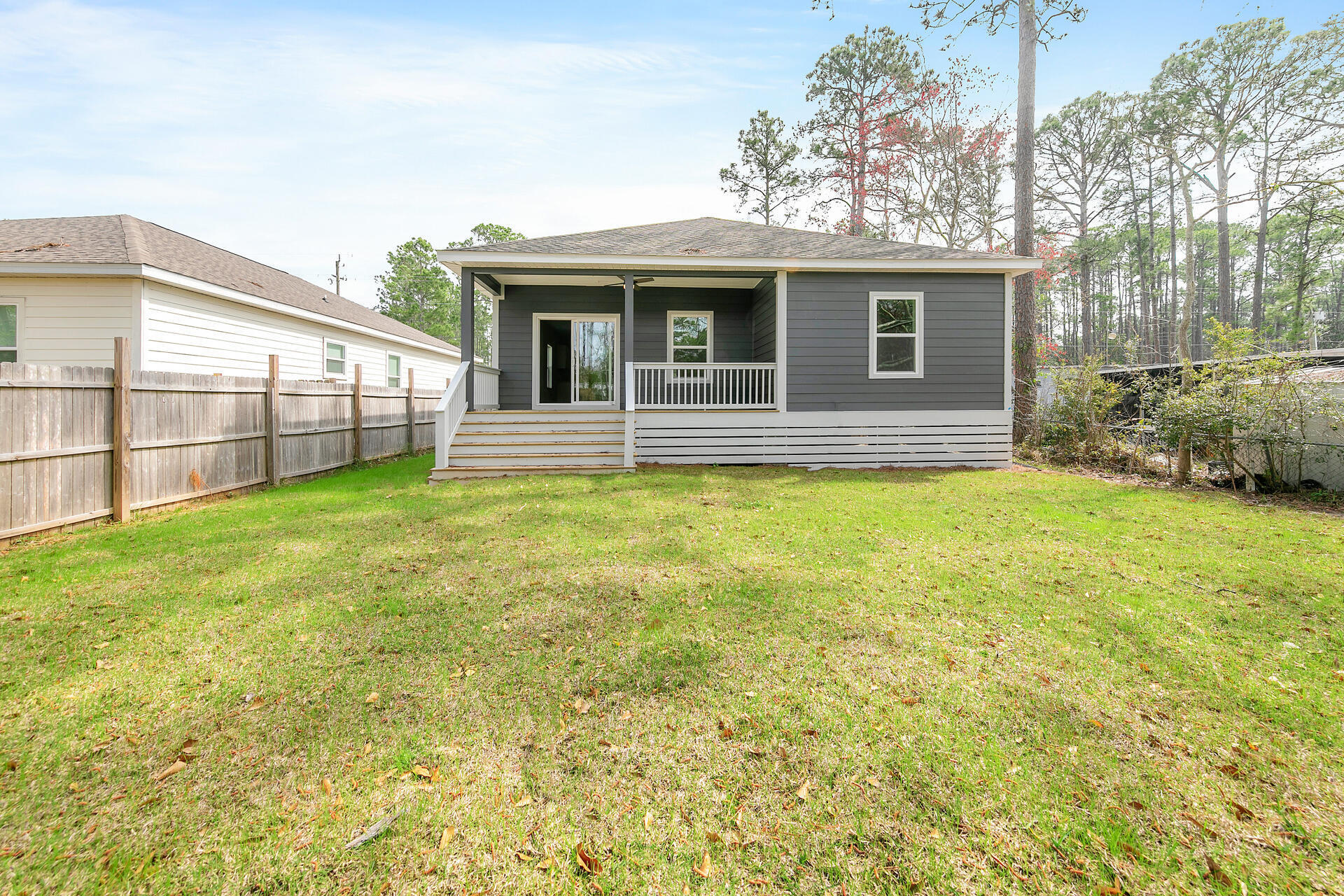 TOWN OF SANTA ROSA - Residential