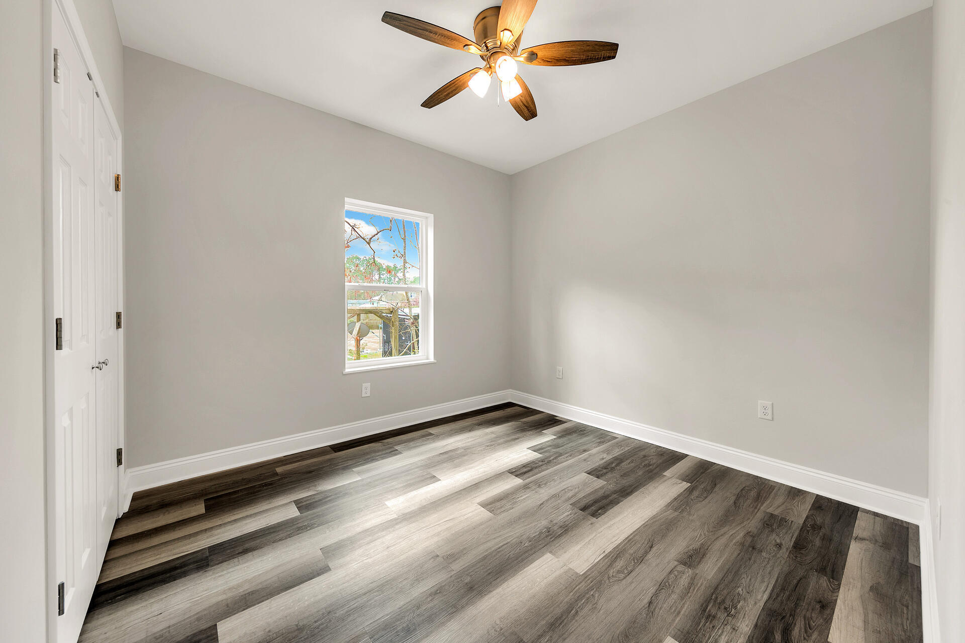 TOWN OF SANTA ROSA - Residential