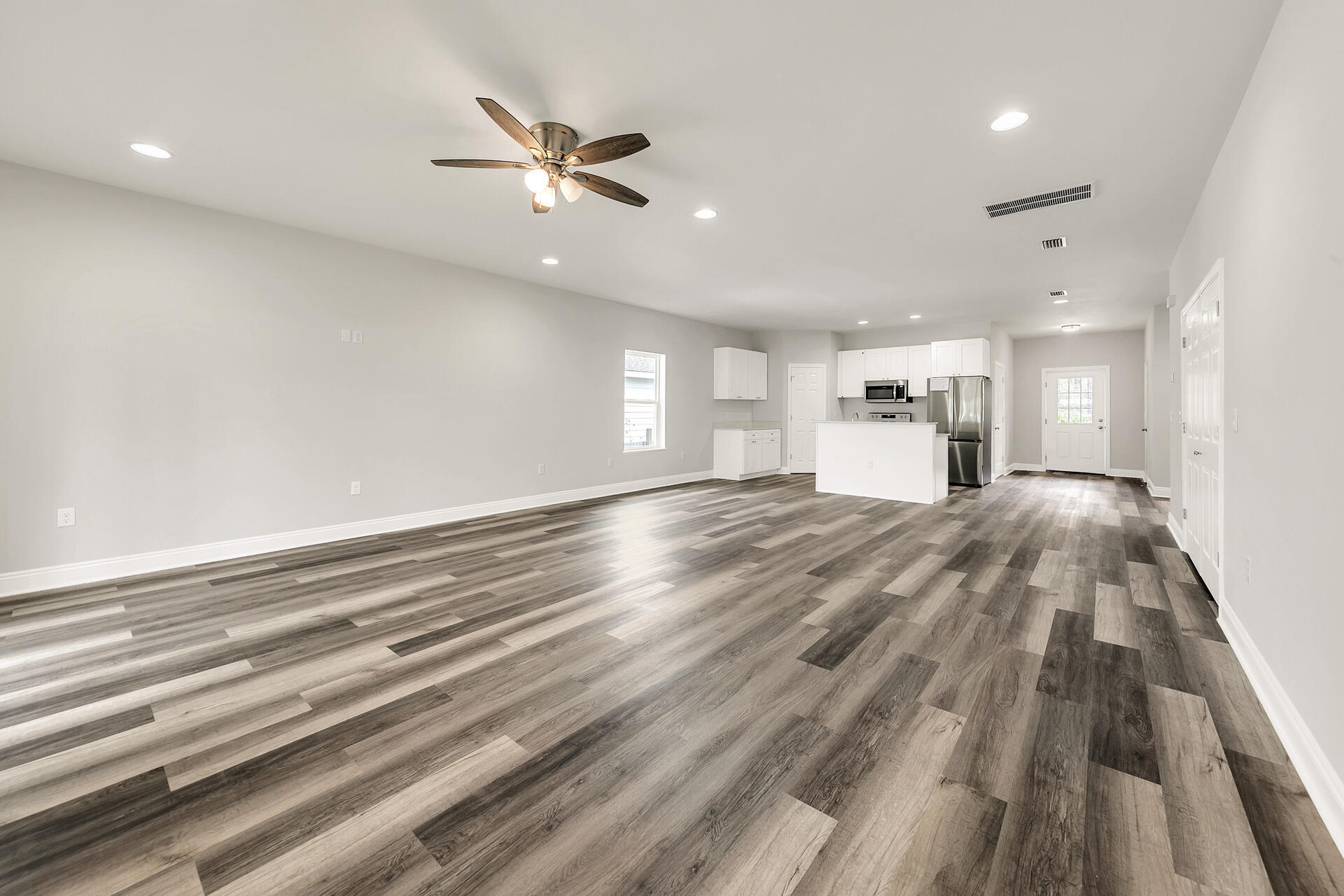 TOWN OF SANTA ROSA - Residential