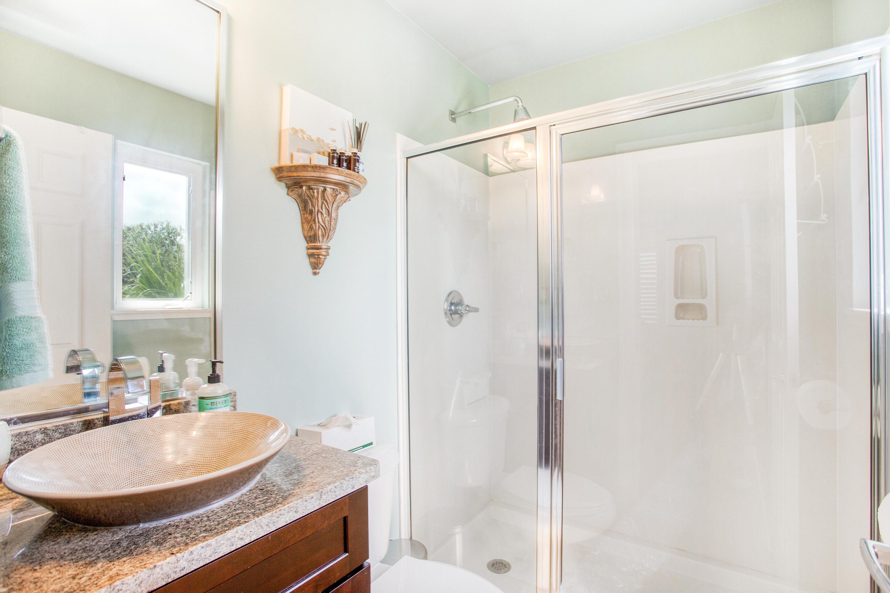 CRYSTAL LAKE - Residential