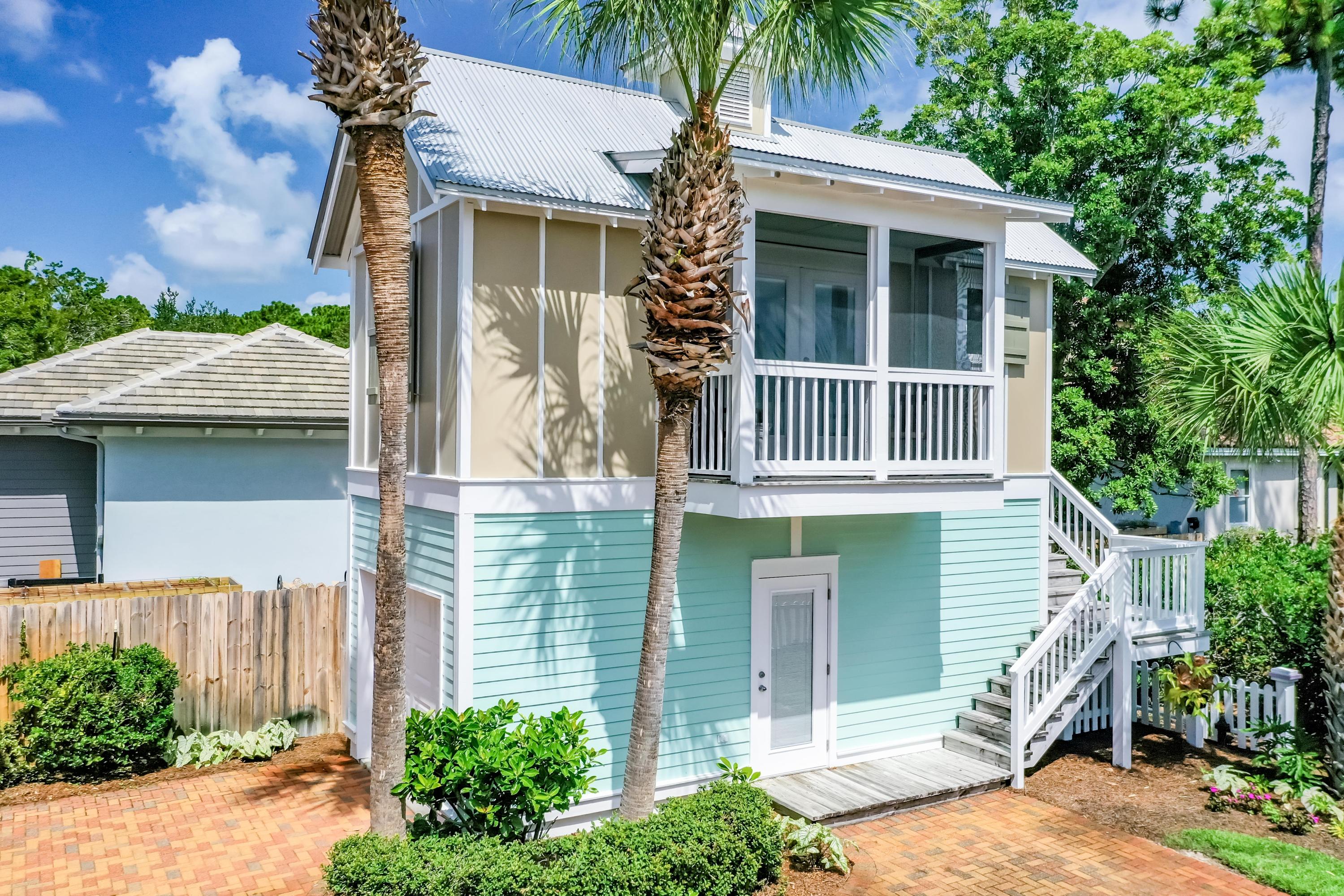 CRYSTAL LAKE - Residential