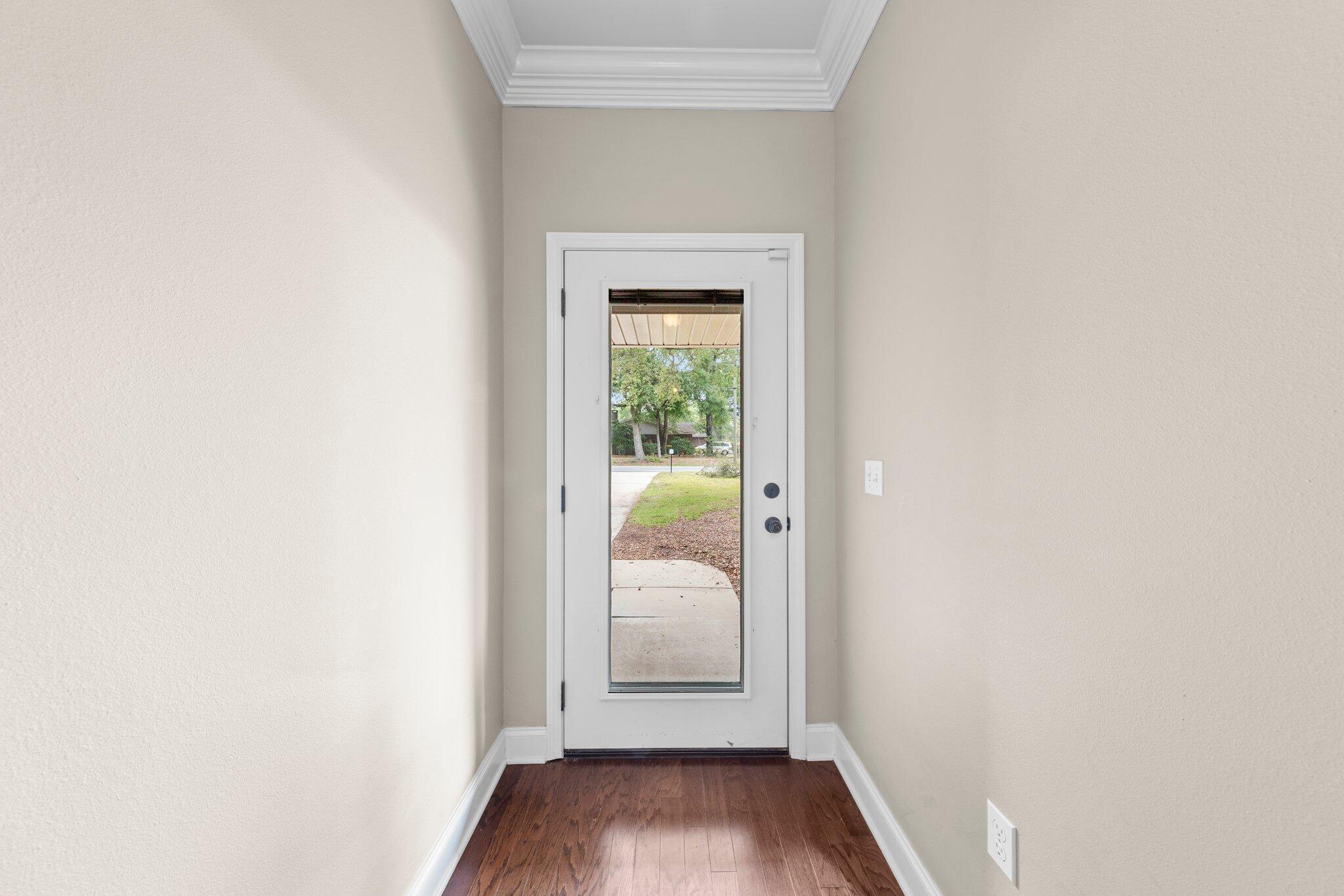 VALPARAISO PINECREST 2 - Residential Lease