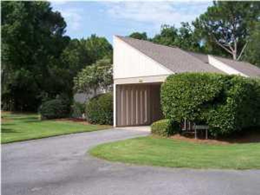 This 3 bedroom 2 bath cottage has been updated including granite kitchen counters & new cabinets, stainless appliances. Baths are also updated and you have great views from the living areas. Unit also comes with a carport and has great views of the golf corse.