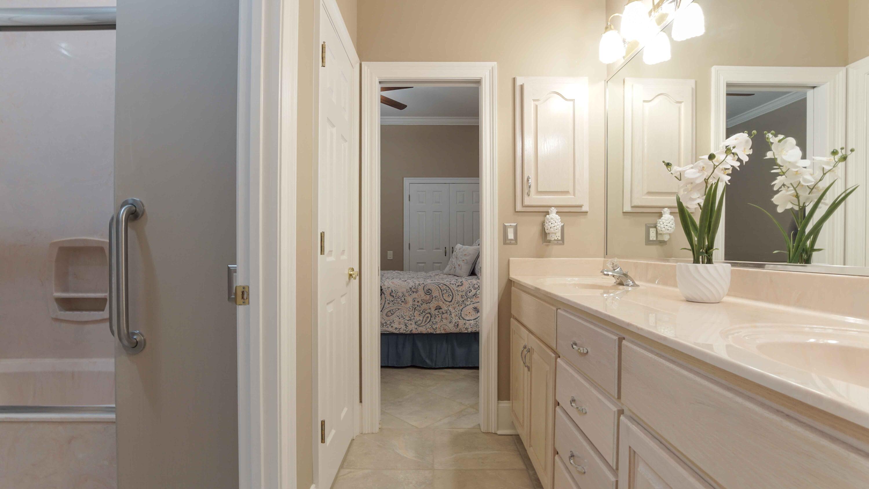 EMERALD LAKES PH 1 - Residential