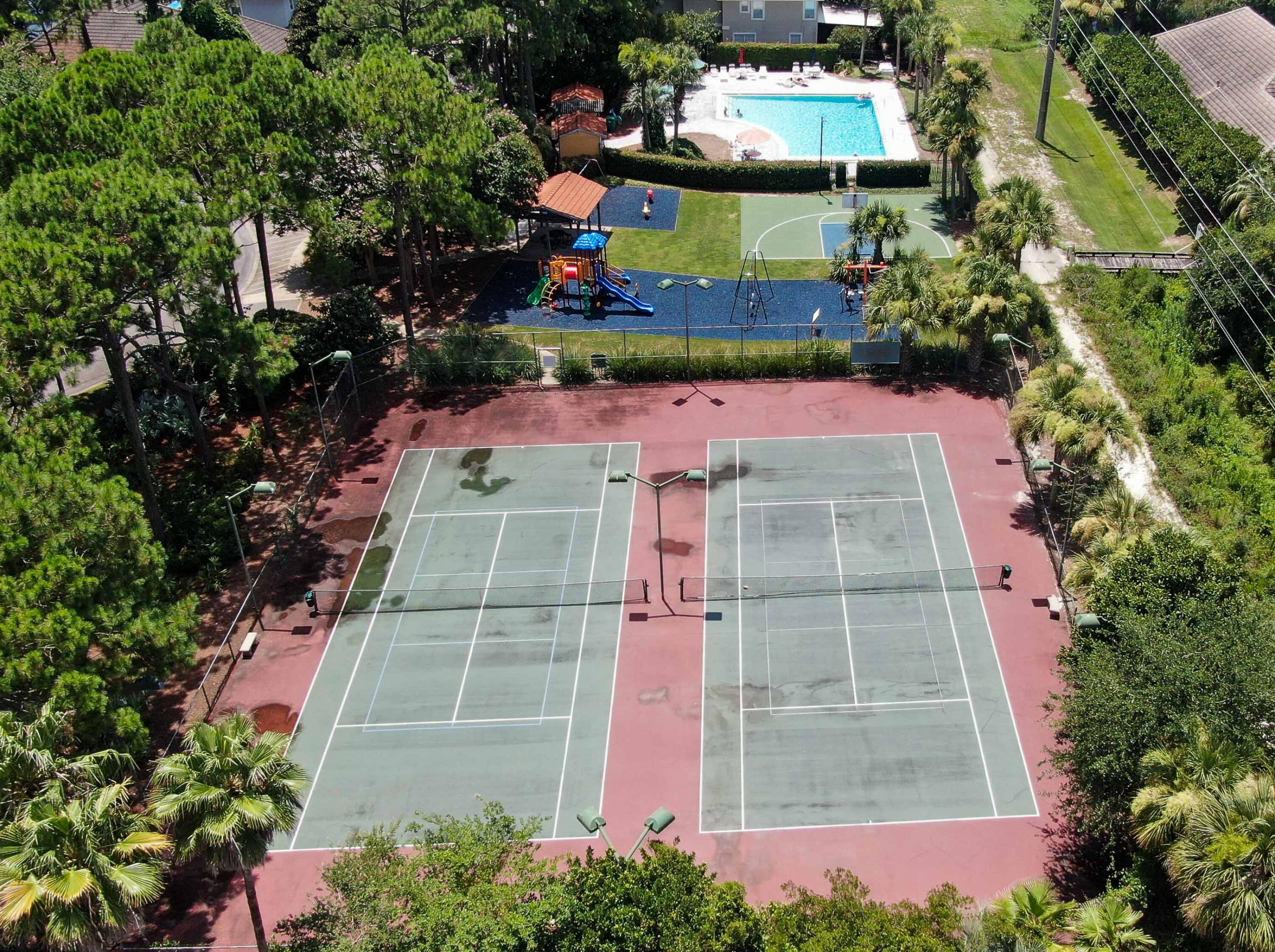 EMERALD LAKES PH 1 - Residential