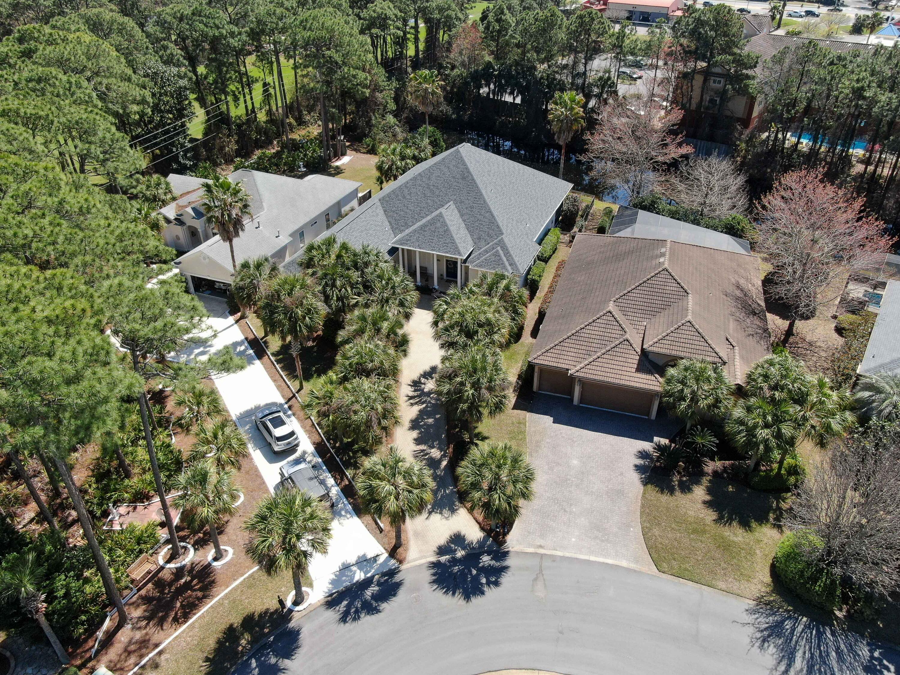 EMERALD LAKES PH 1 - Residential