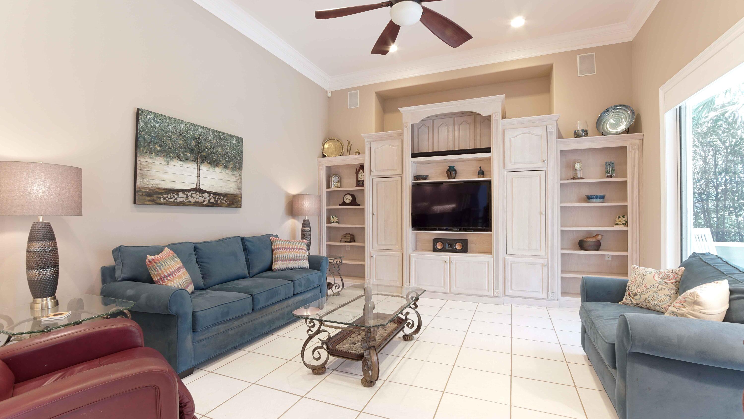 EMERALD LAKES PH 1 - Residential