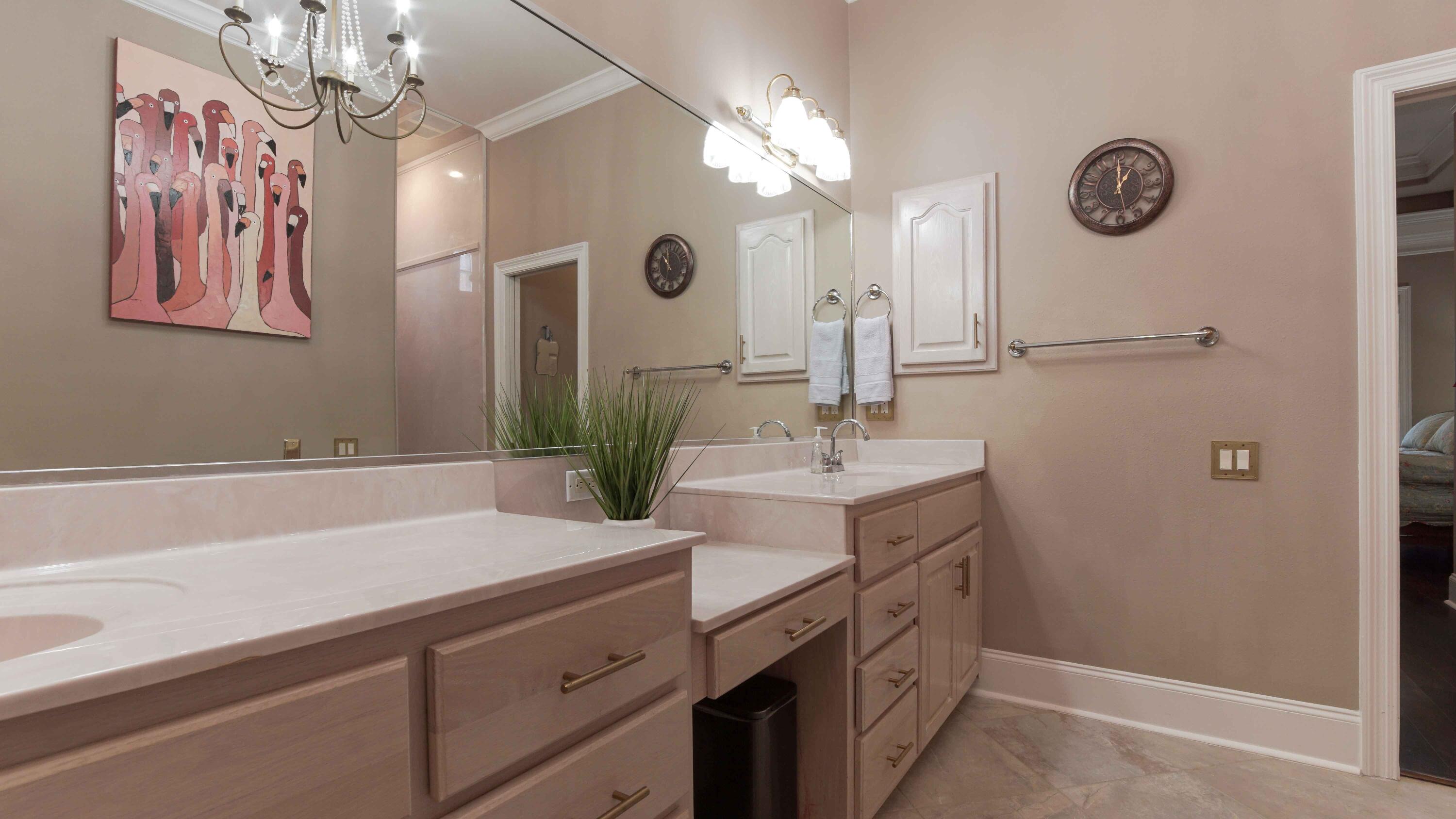 EMERALD LAKES PH 1 - Residential