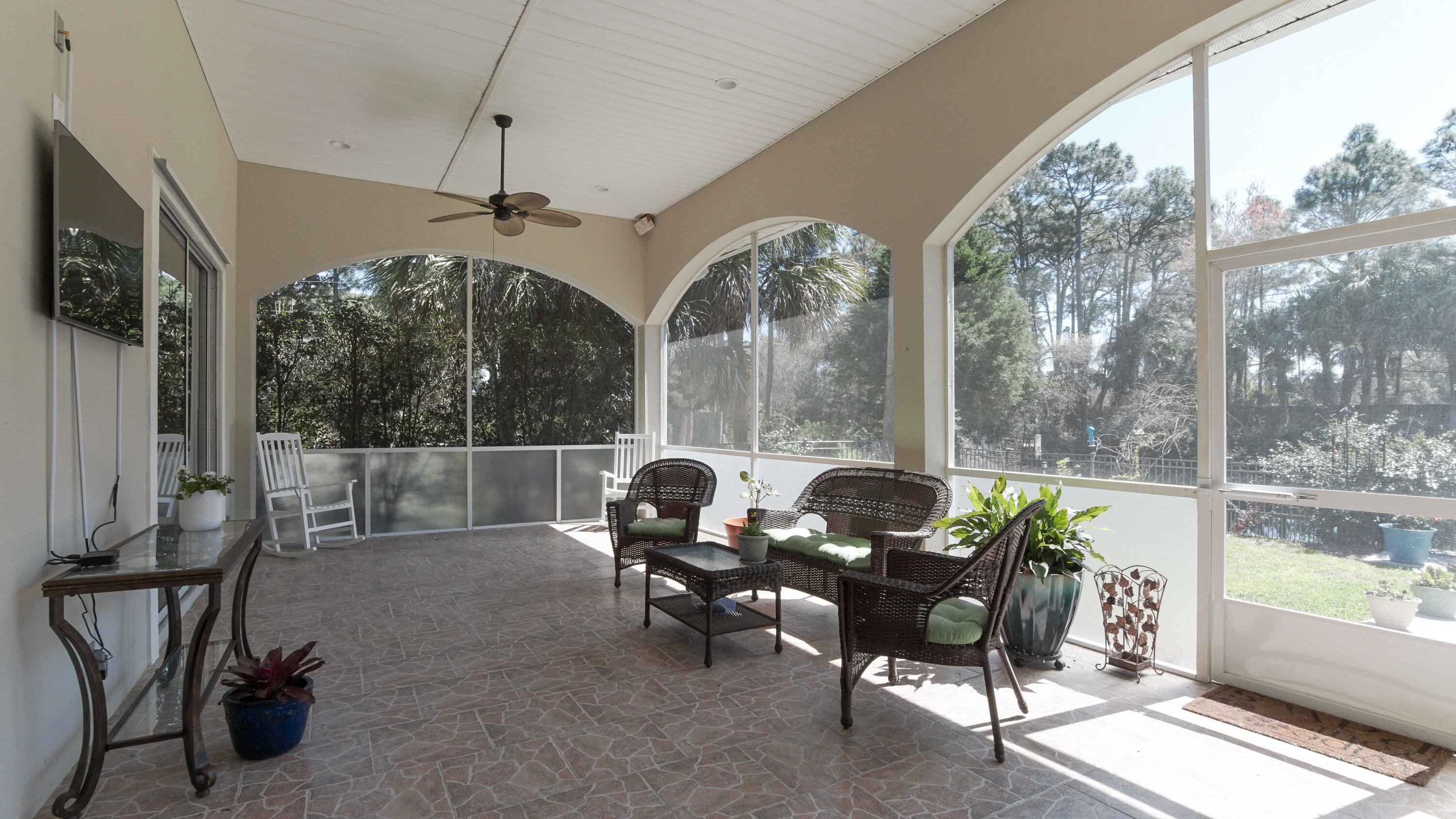 EMERALD LAKES PH 1 - Residential