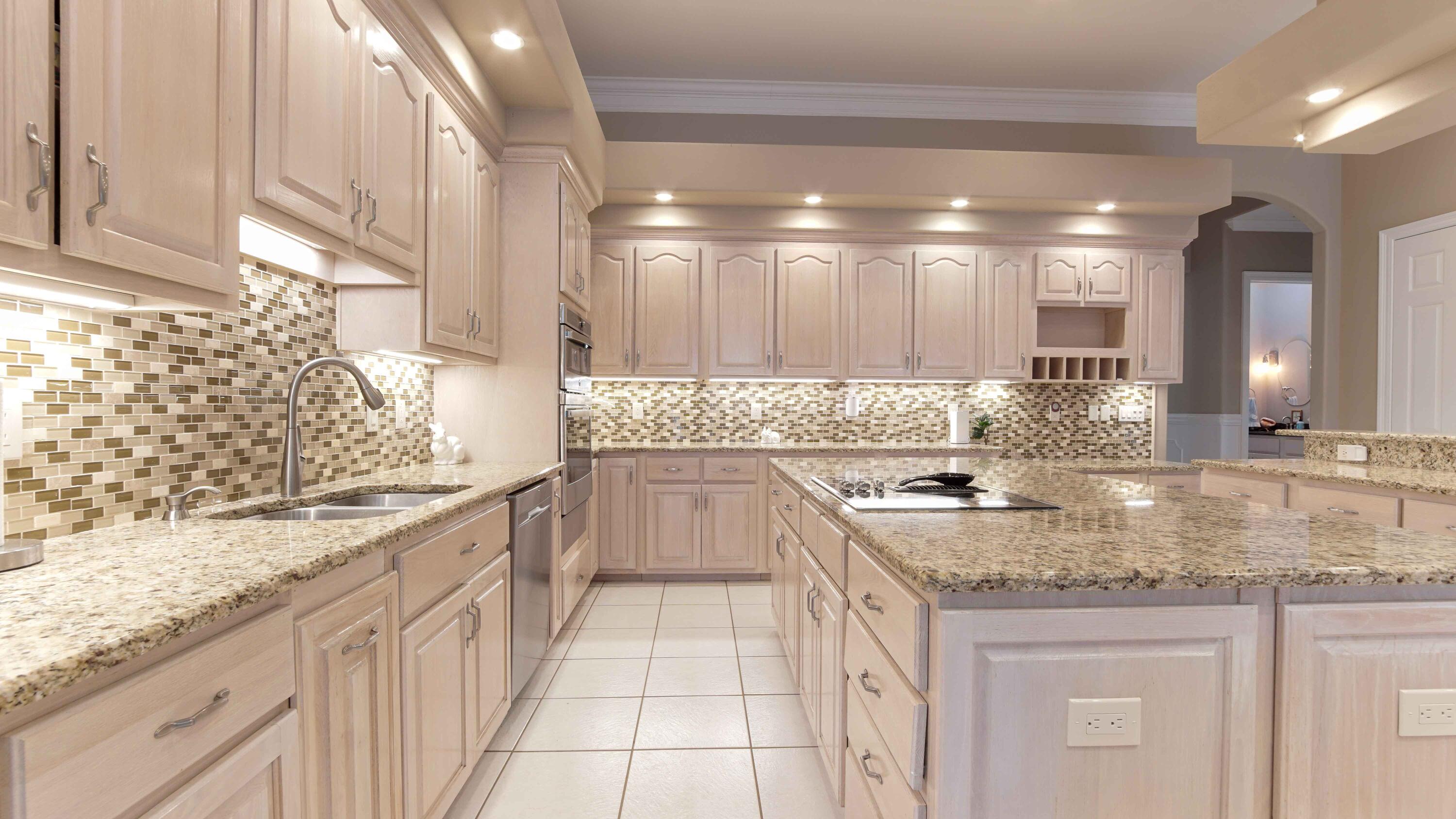 EMERALD LAKES PH 1 - Residential