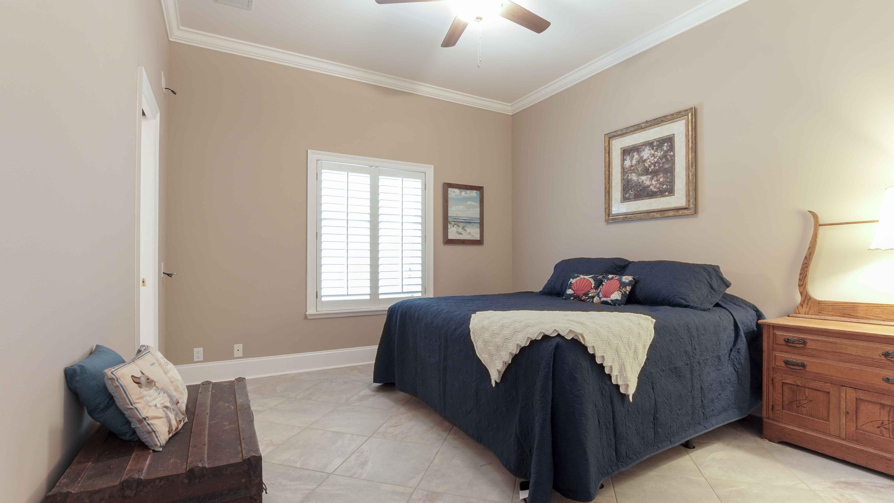 EMERALD LAKES PH 1 - Residential